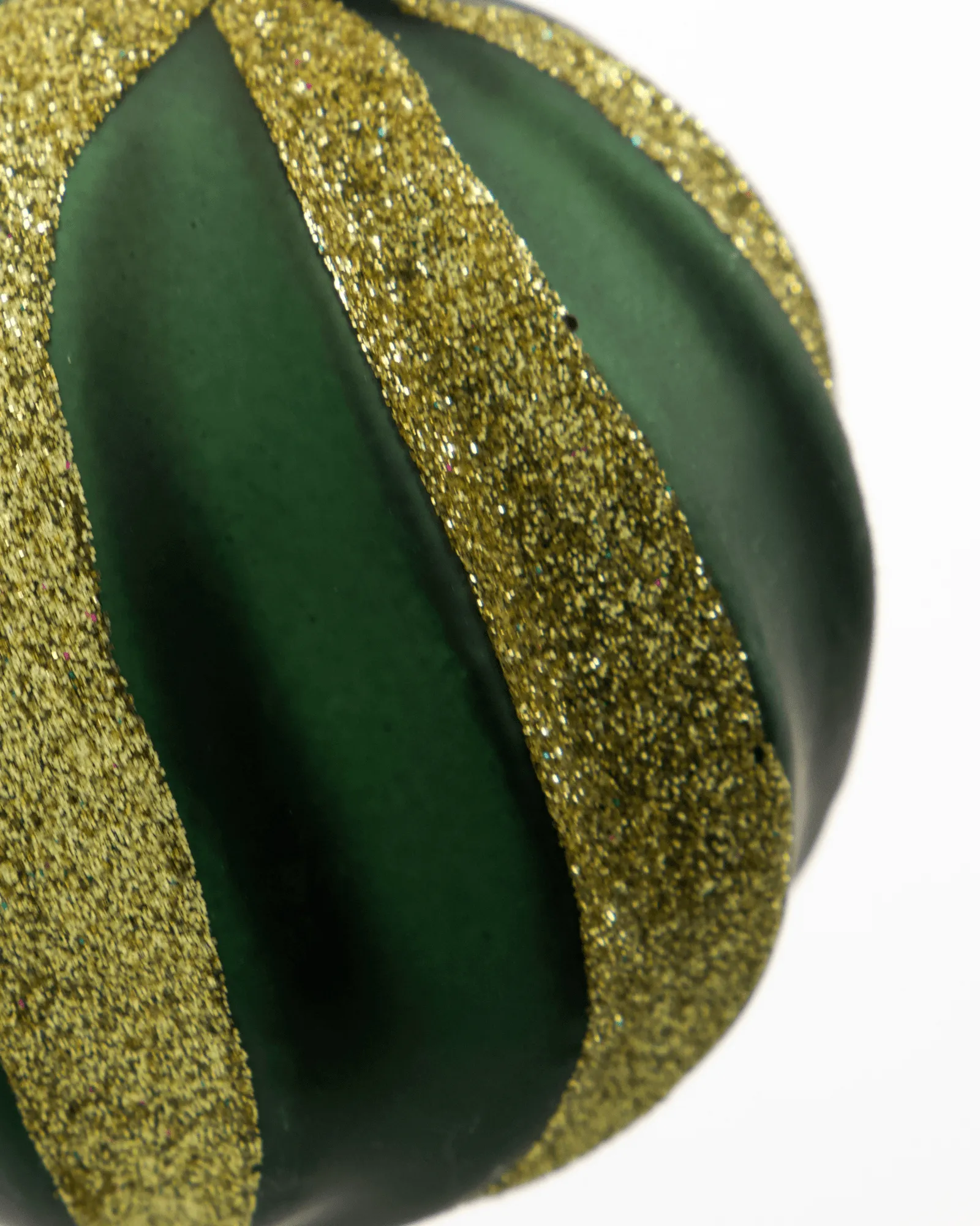 Swirl kerstbal 4-pack, Groen-goud House Doctor