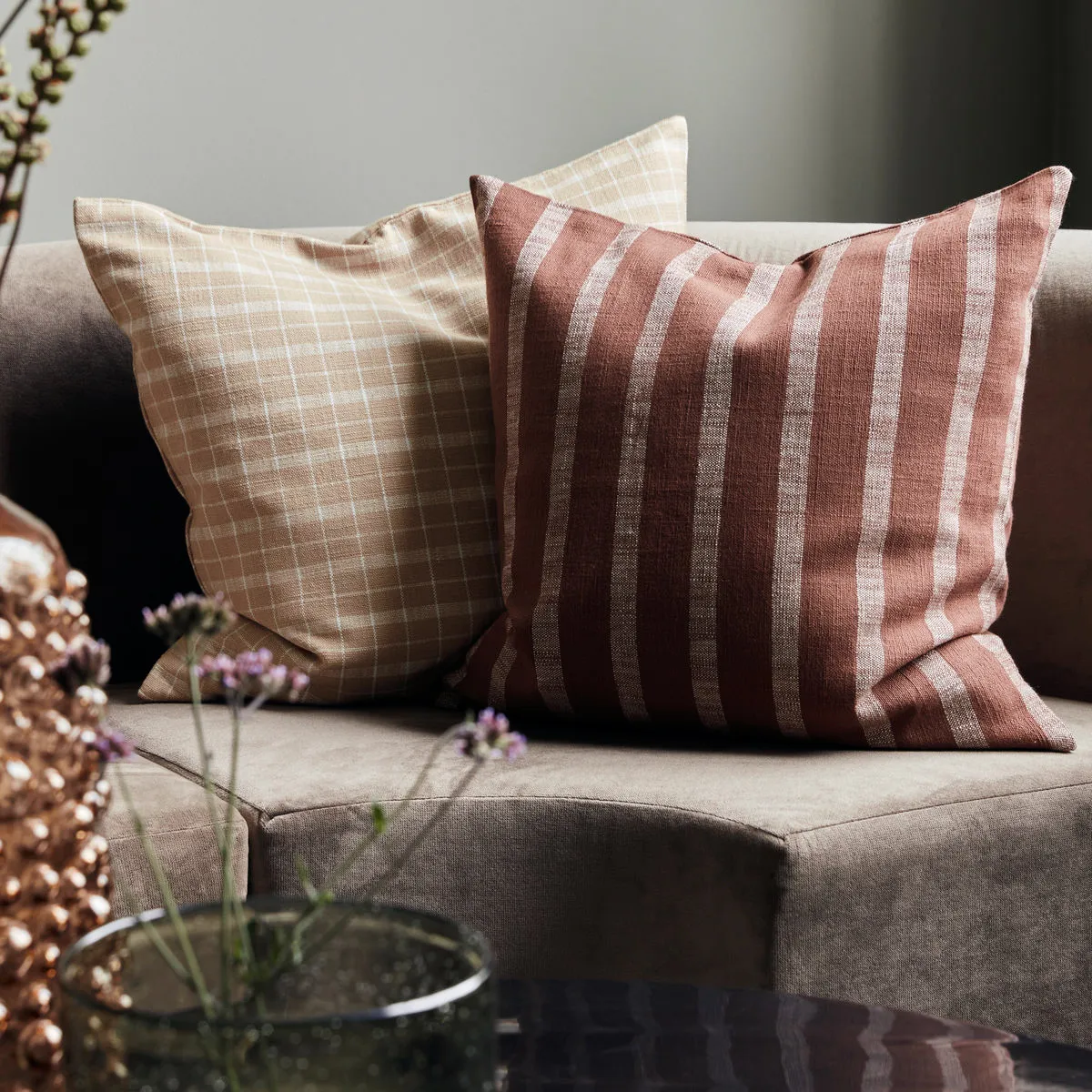 Thame kussenhoes gestreept 50x50 cm, Brown House Doctor