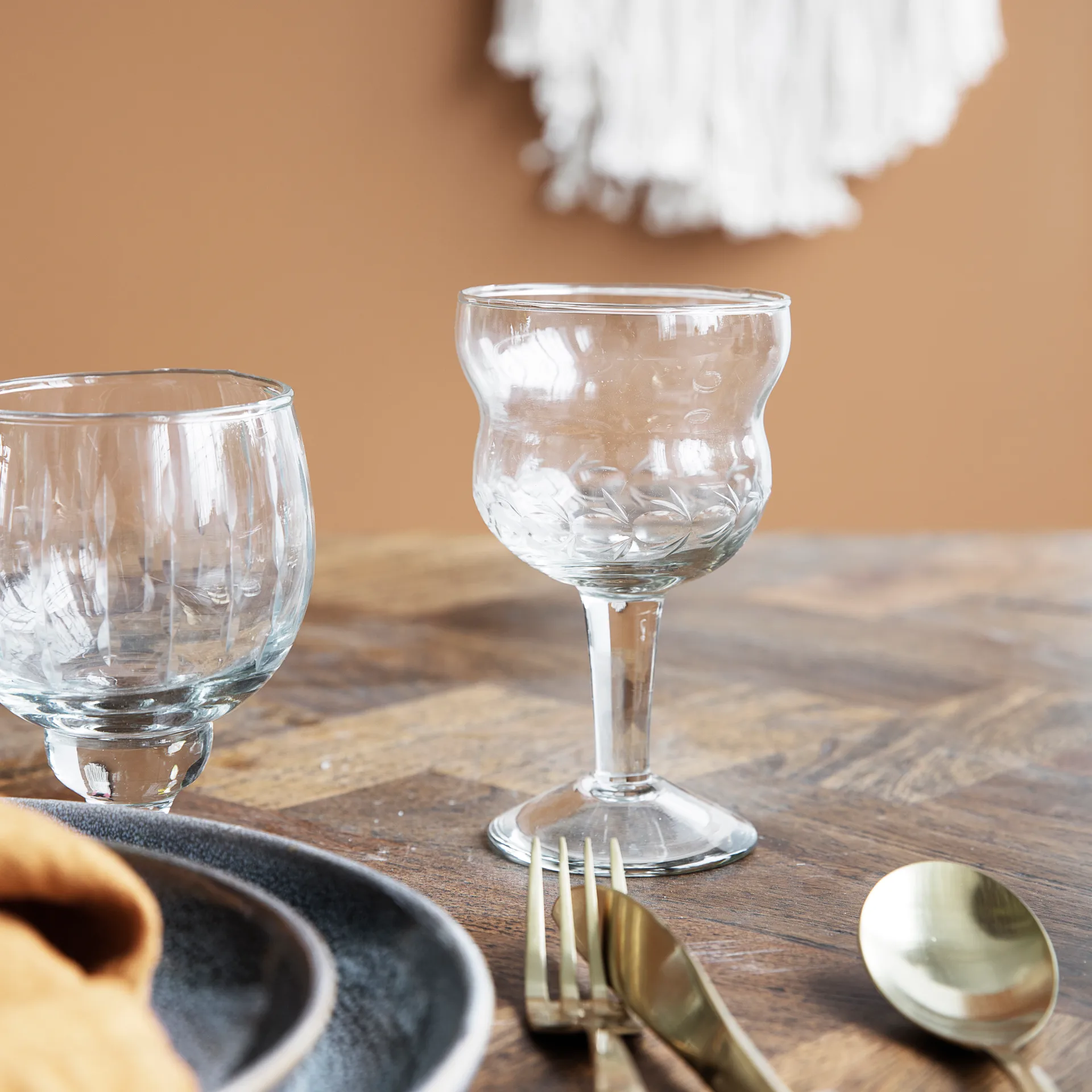 Vintage rode wijnglas, helder House Doctor