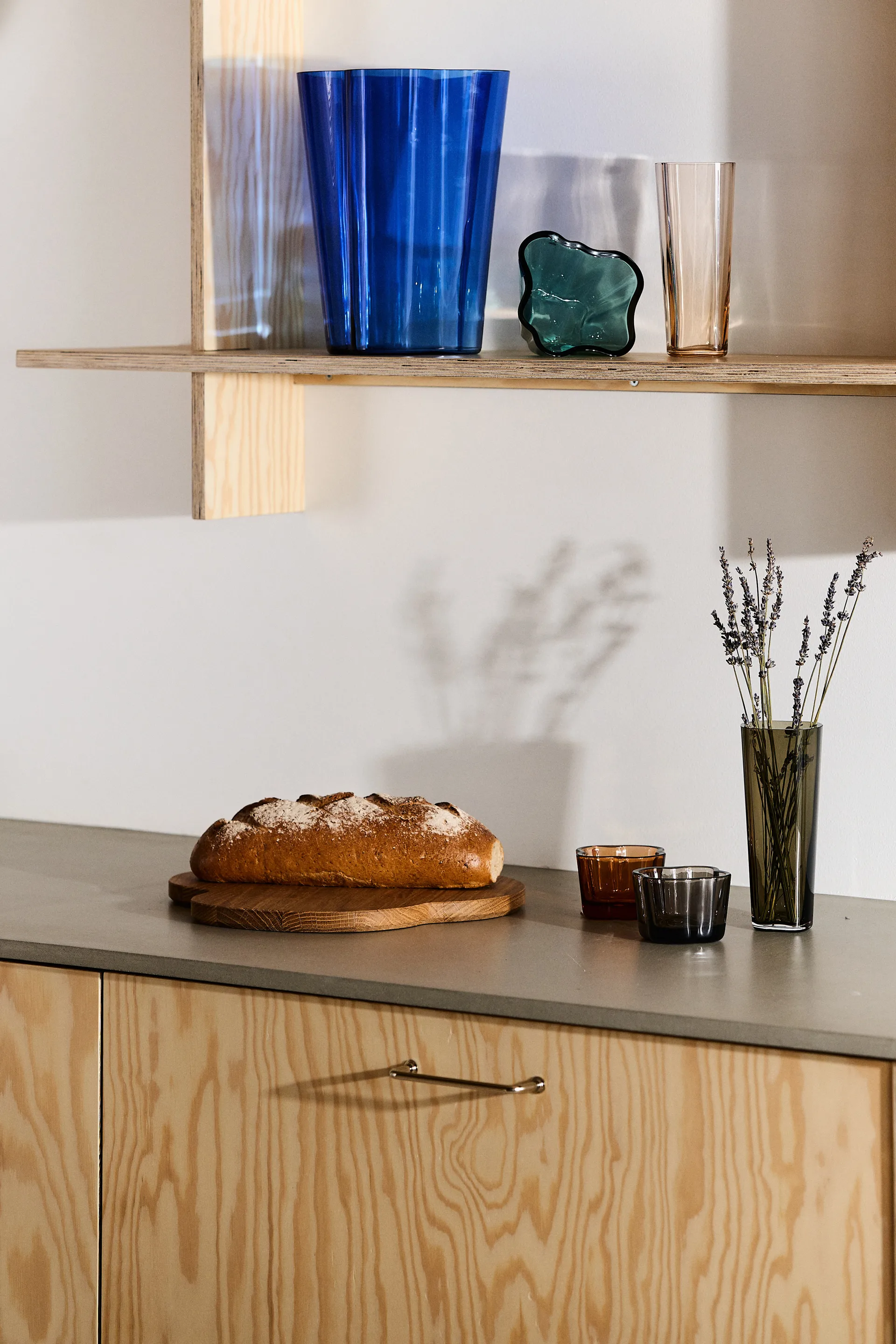 Alvar Aalto vaas rookgrijs, 180 mm Iittala