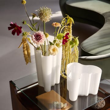 Alvar Aalto vase opaalwit - 160 mm. - Iittala