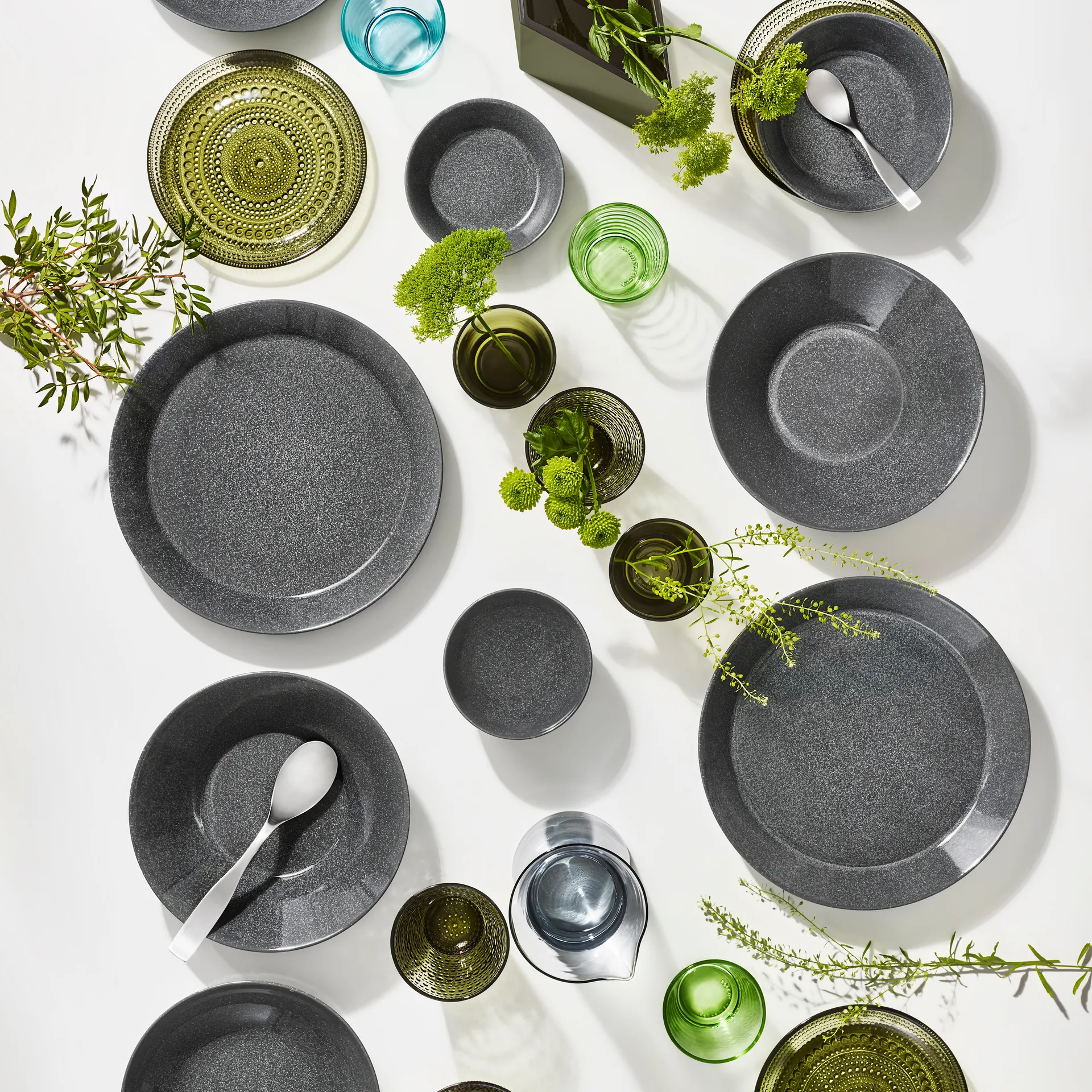 Kastehelmi glas 30 cl, 2-pack, moss green (mosgroen) Iittala