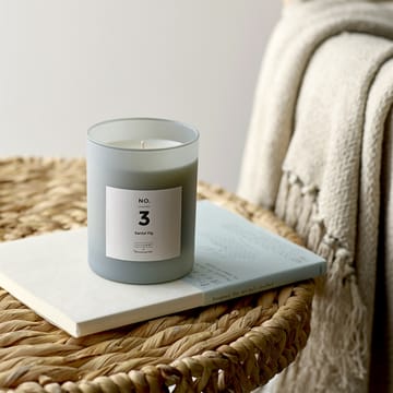 NO. 3 Santal Fig geurkaars - 200 g + Giftbox - Illume x Bloomingville