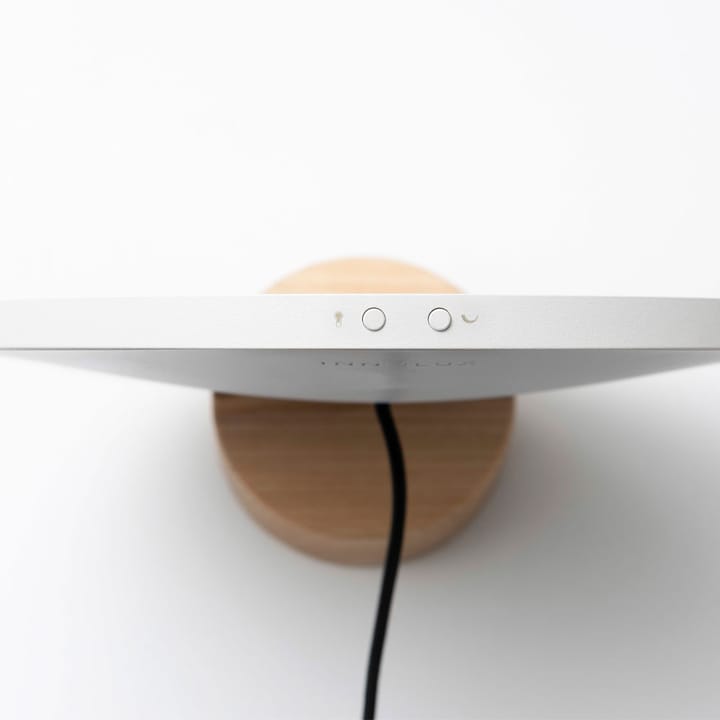 Epic tafellamp, wit, lampenvoet essenhout Innolux