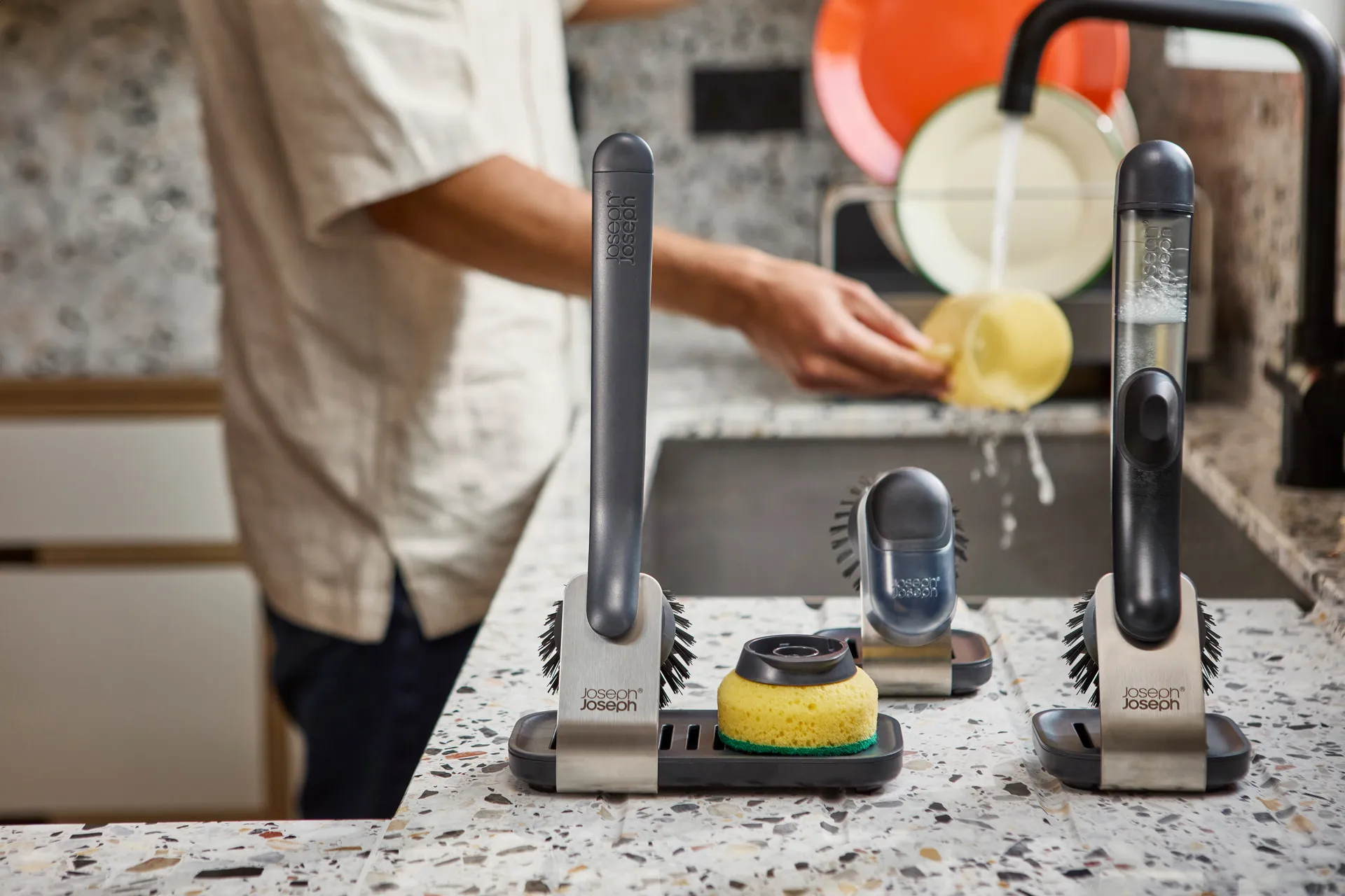 Joseph Joseph Sinktech afwasborstel met stalen standaard, Clear Joseph Joseph