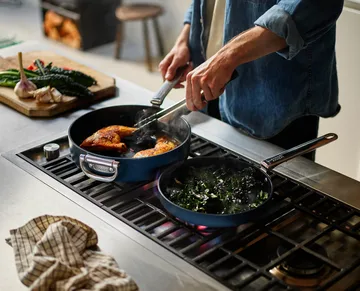 Space non stick koekenpan 2-delig - Blauw - Joseph Joseph
