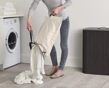 Tota Luxe wasmand 90 L - Black - Joseph Joseph