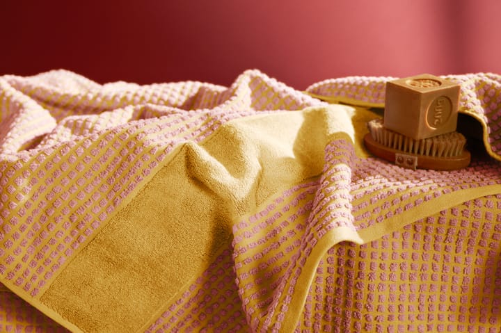 Check handdoek 70x140 cm, Geel-roze Juna