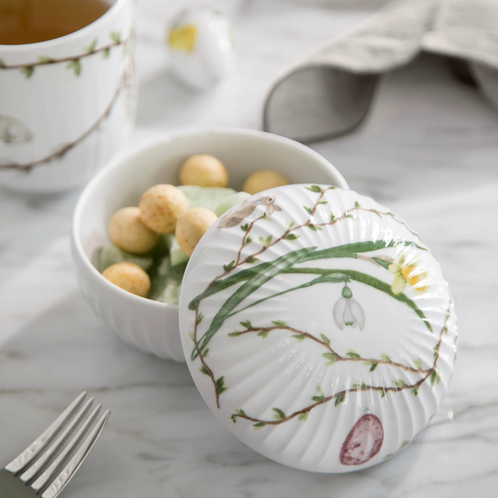 Hammershøi Easter bonbonnière Ø12 cm, Wit Kähler