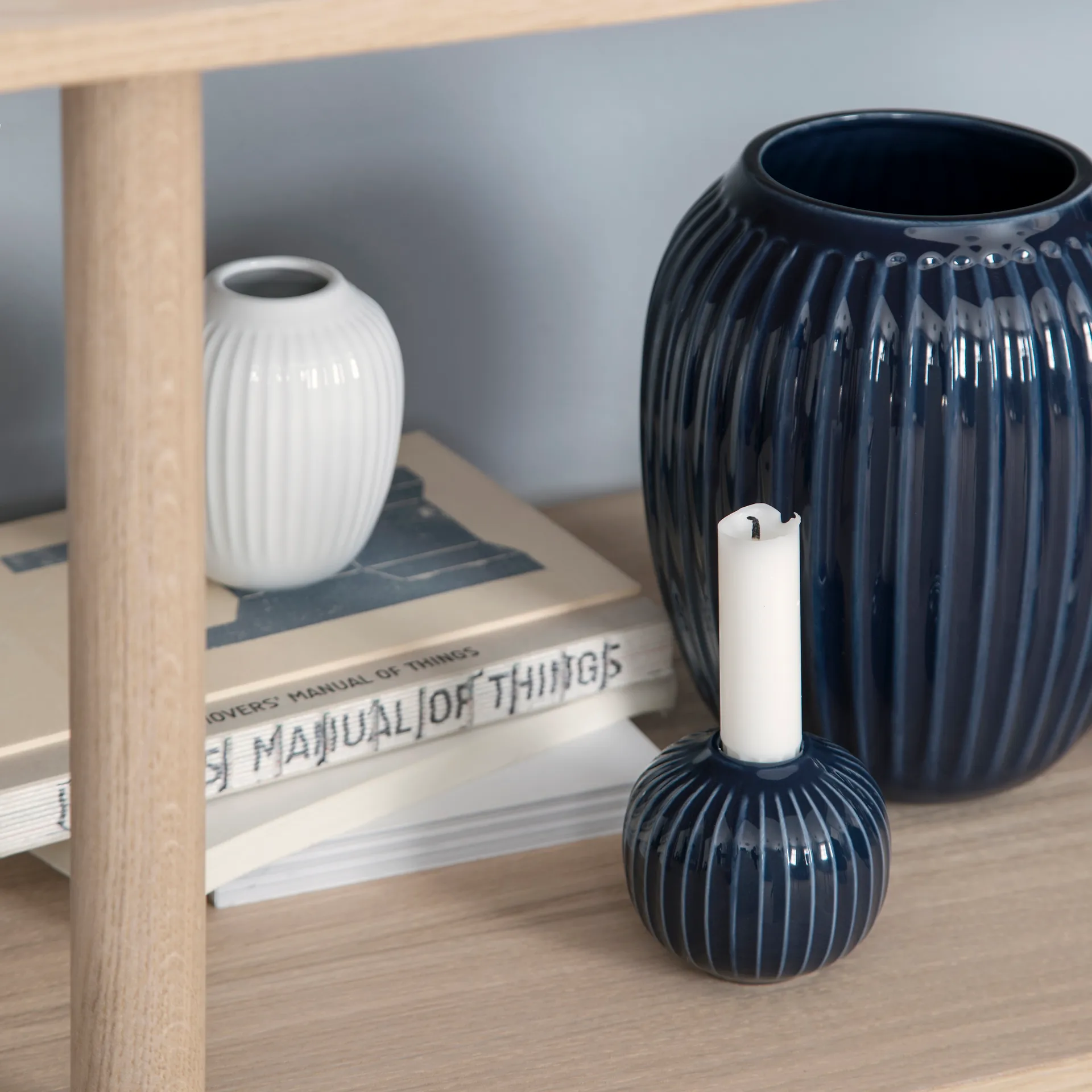 Hammershøi kaarsenhouder 7 cm, indigo Kähler