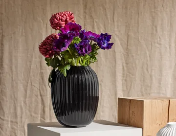 Hammershøi vaas - Zwart, middel 21 cm - Kähler