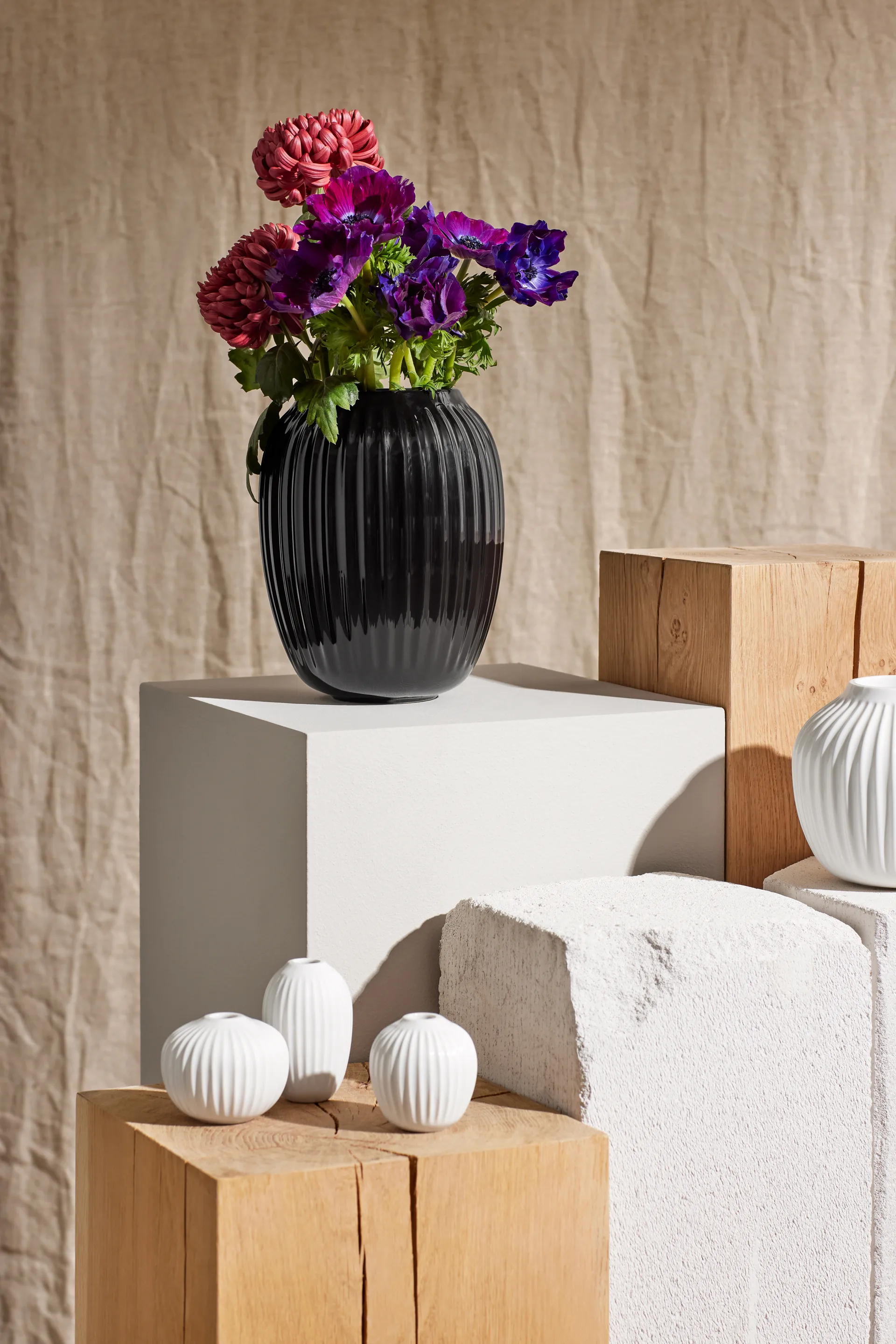 Hammershøi vaas, Zwart, middel 21 cm Kähler