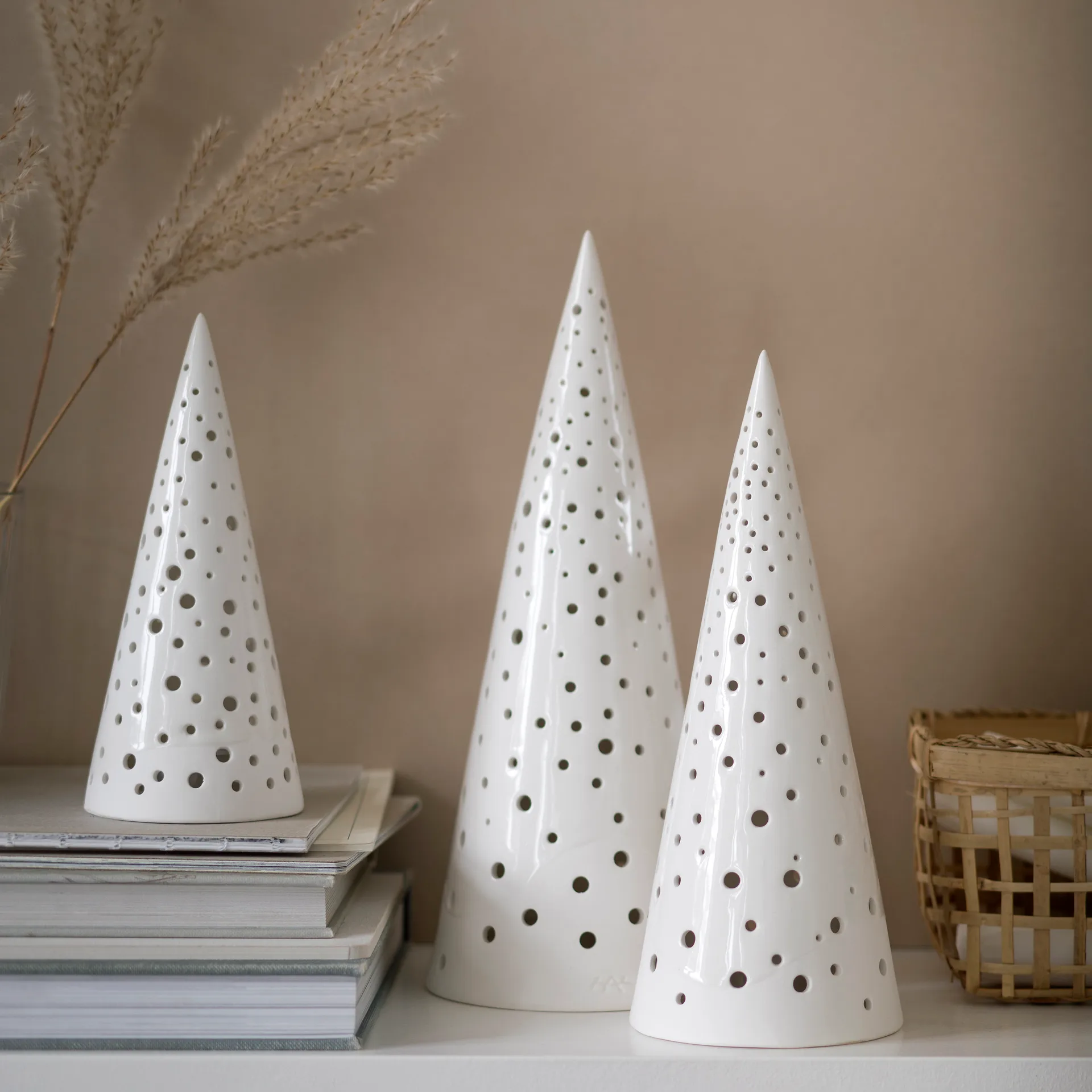 Nobili kandelaar klein, sneeuwwit Kähler