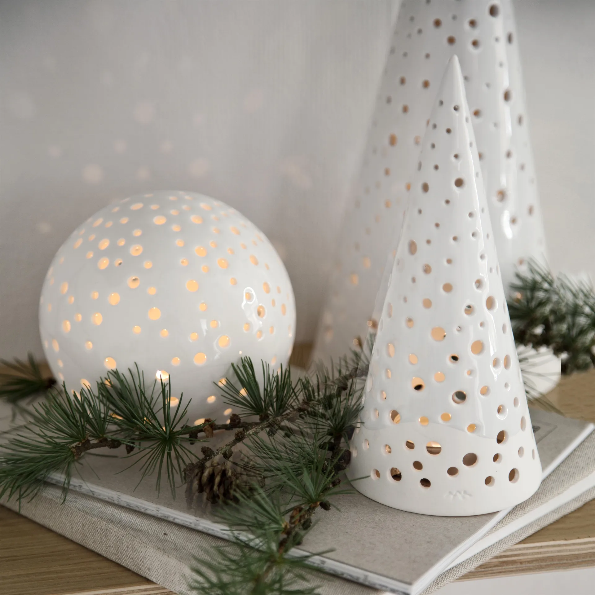 Nobili kandelaar middel, snow white Kähler