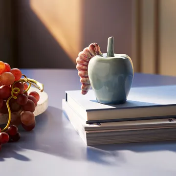 Poppery appel met larvendecoratie - Mint-pink - Kähler