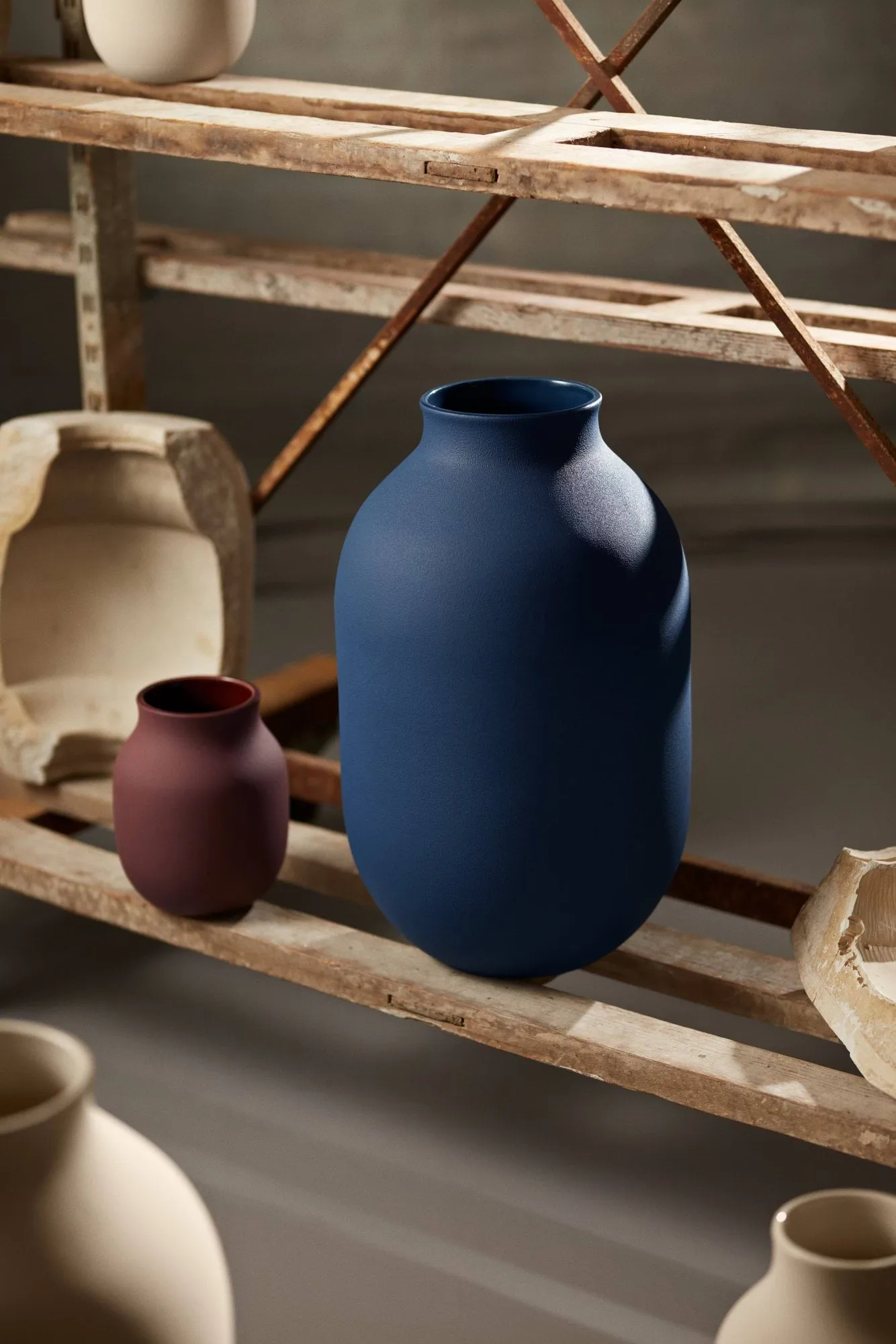 Studio Omaggio vaas, Blauw, 50 cm Kähler