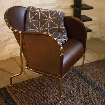 Bruno fauteuil - Kernleer natuur-messingstatief - Källemo