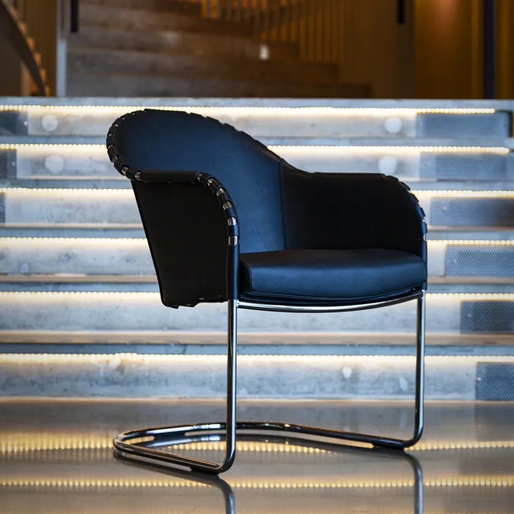 Ingo V.I.P fauteuil, Zwart 9110-chroom Källemo