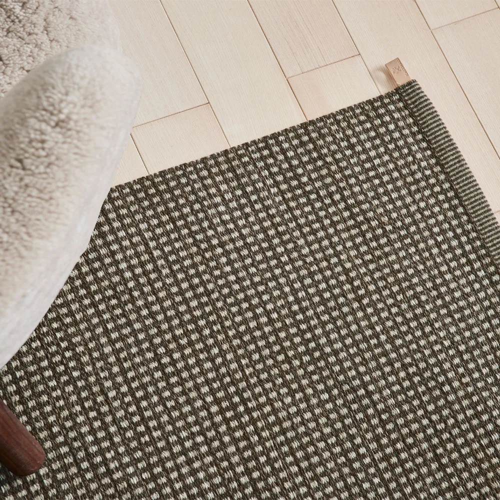 Dot Icon gangloper, Raw umber 783 90x250 cm Kasthall