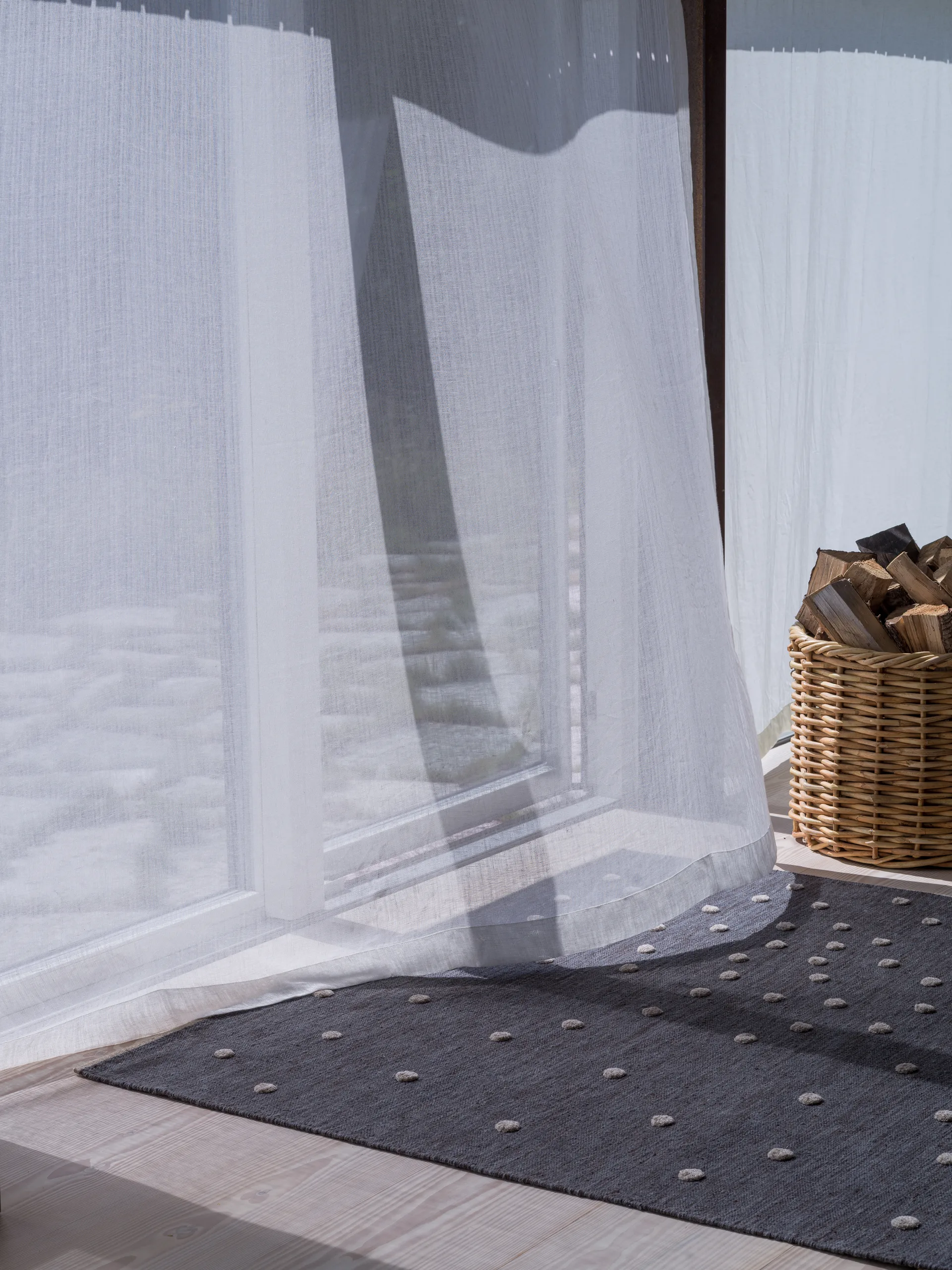 Bula Vloerkleed, Nearly Black, 170x240 cm Kateha