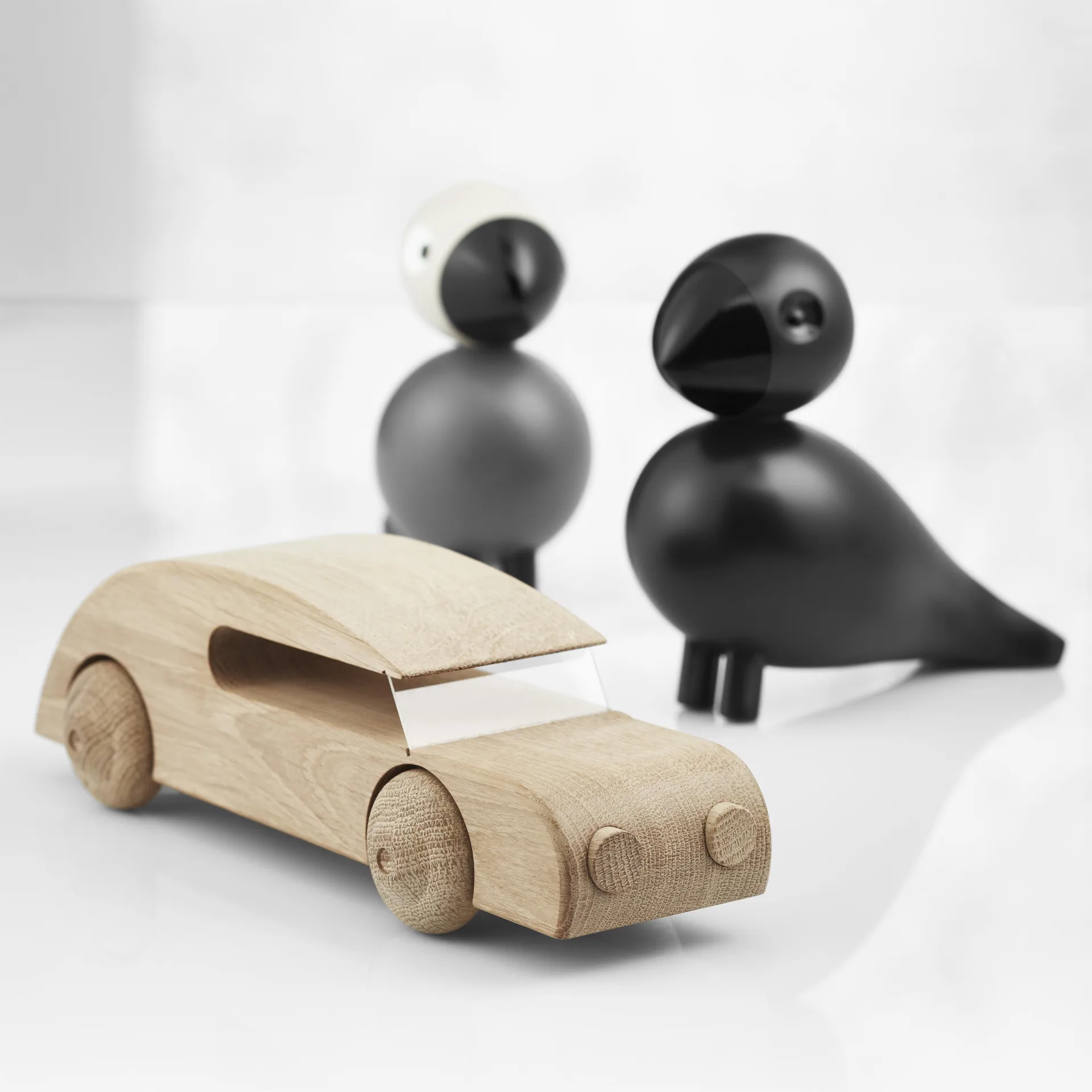 Kay Bojesen auto, onbehandeld eiken - 27 cm. Kay Bojesen Denmark