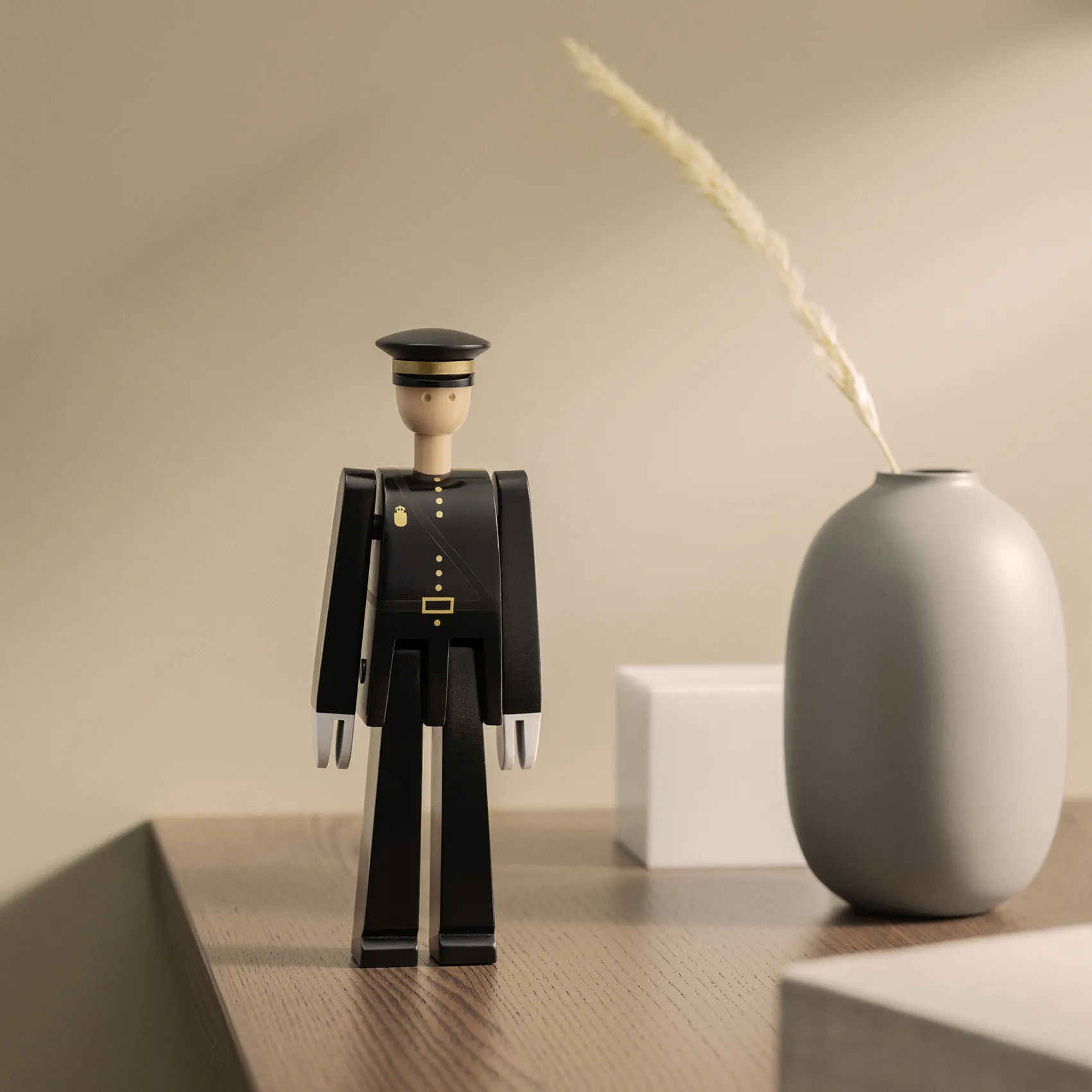 Kay Bojesen politieagent, Zwart Kay Bojesen Denmark