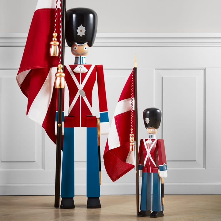 Kay Bojesen vaandeldrager met textielvlag, 50 cm Kay Bojesen Denmark