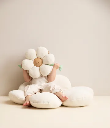 Bloem kussen - Wit-groen-geel - Kid's Concept