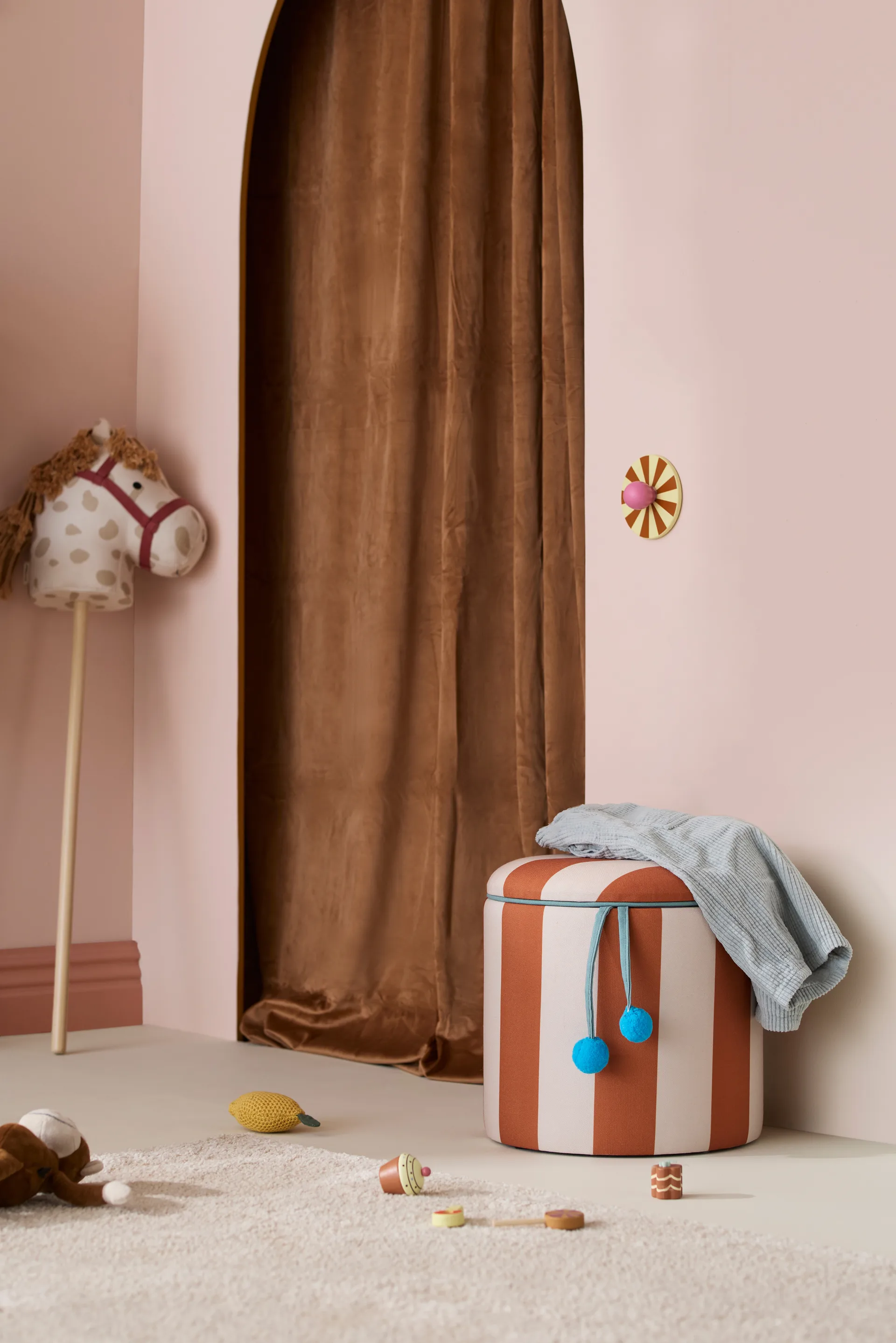 Cilinder zitpoef met opbergruimte, Bruin, Ø40x30,5 cm Kid's Concept