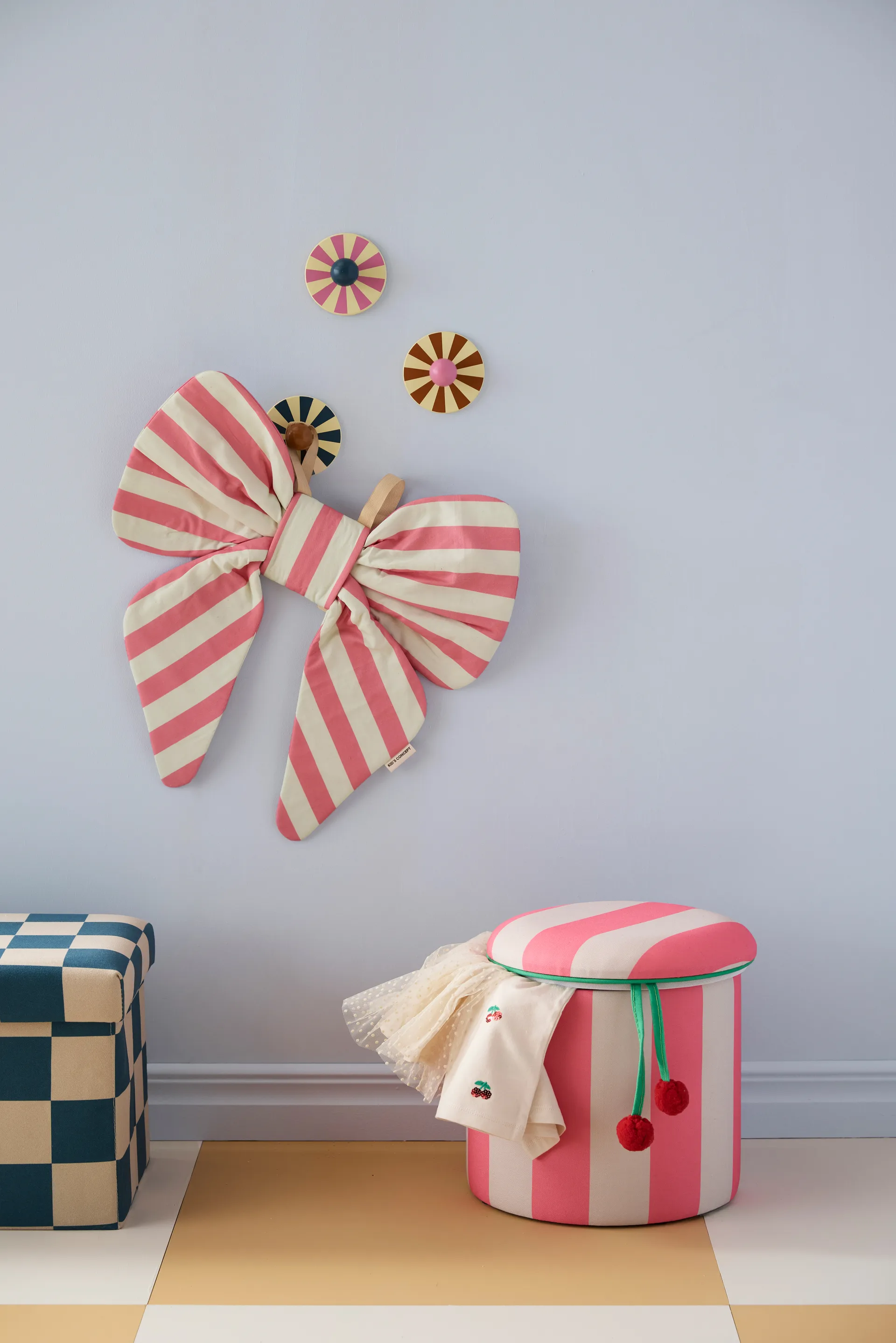 Cilinder zitpoef met opbergruimte, Roze, Ø40x30,5 cm Kid's Concept