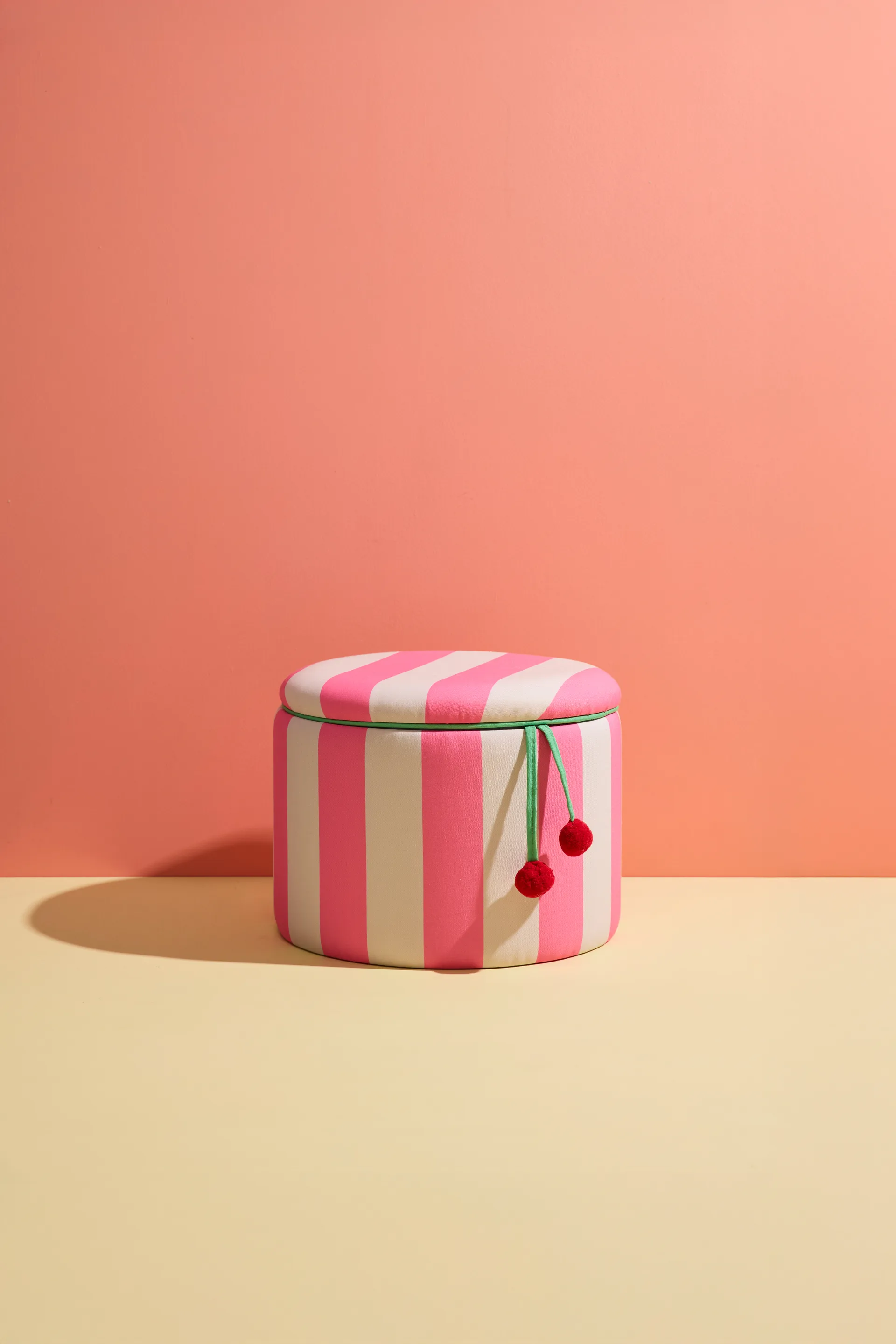 Cilinder zitpoef met opbergruimte, Roze, Ø40x30,5 cm Kid's Concept