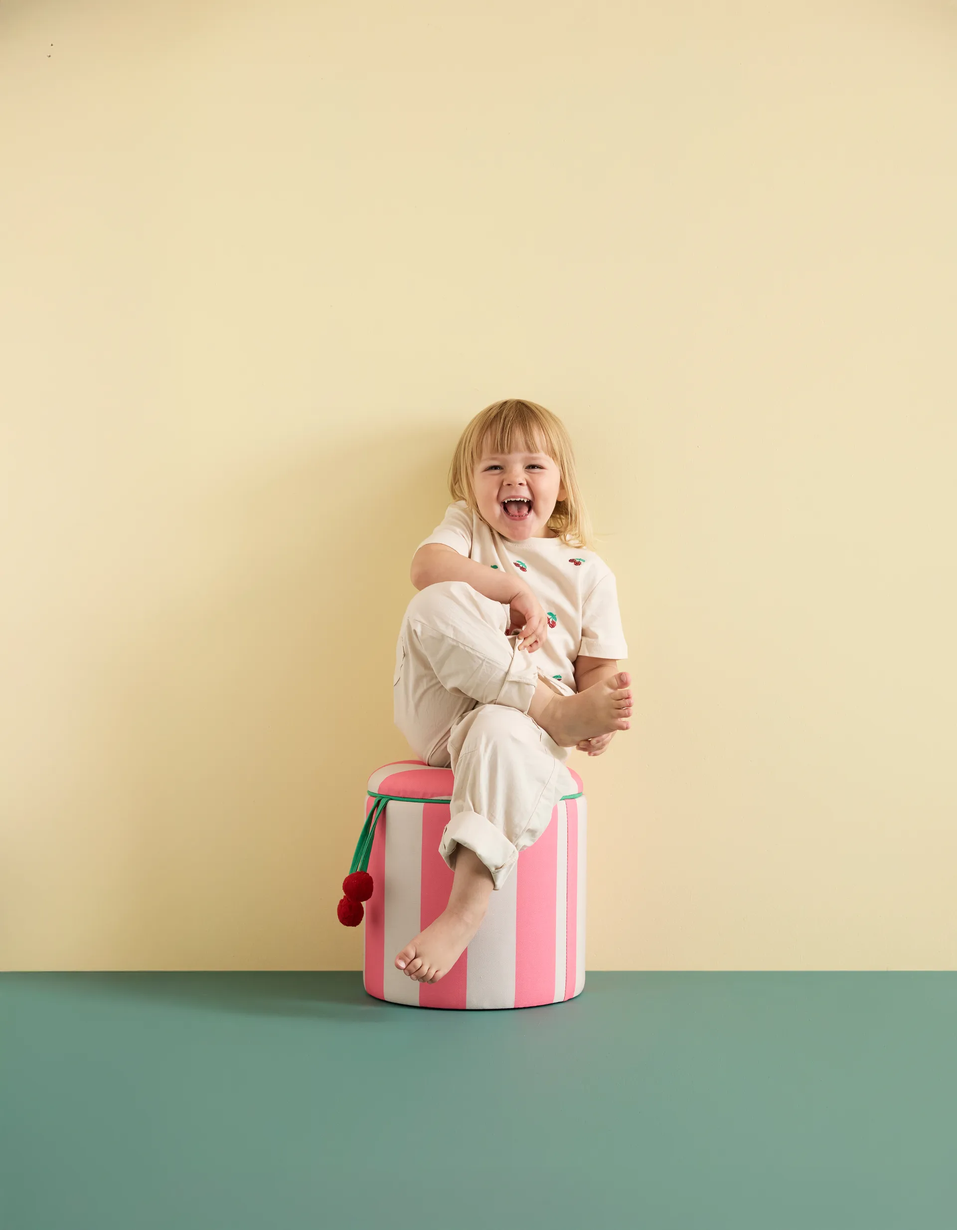 Cilinder zitpoef met opbergruimte, Roze, Ø40x30,5 cm Kid's Concept