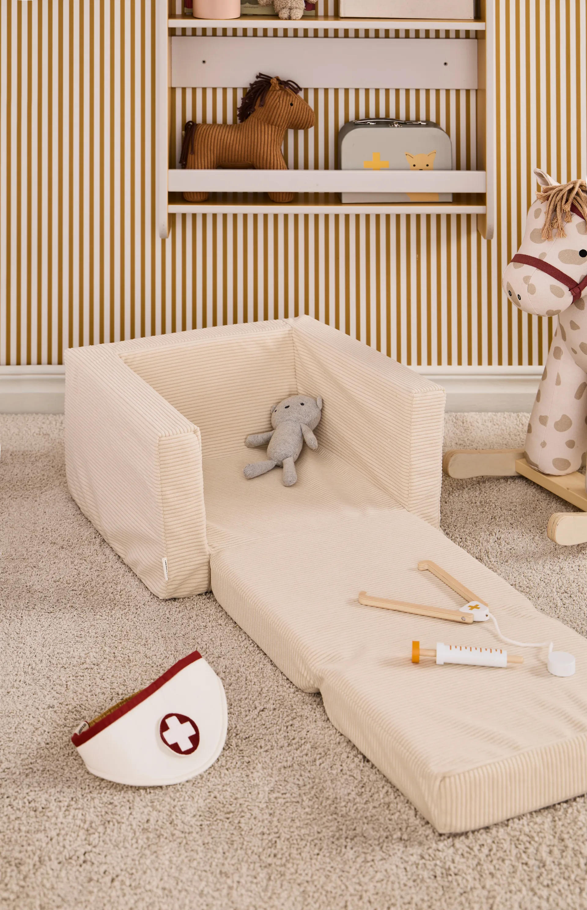 Kid's Base inklapbare fauteuil, Natuurwit Kid's Concept