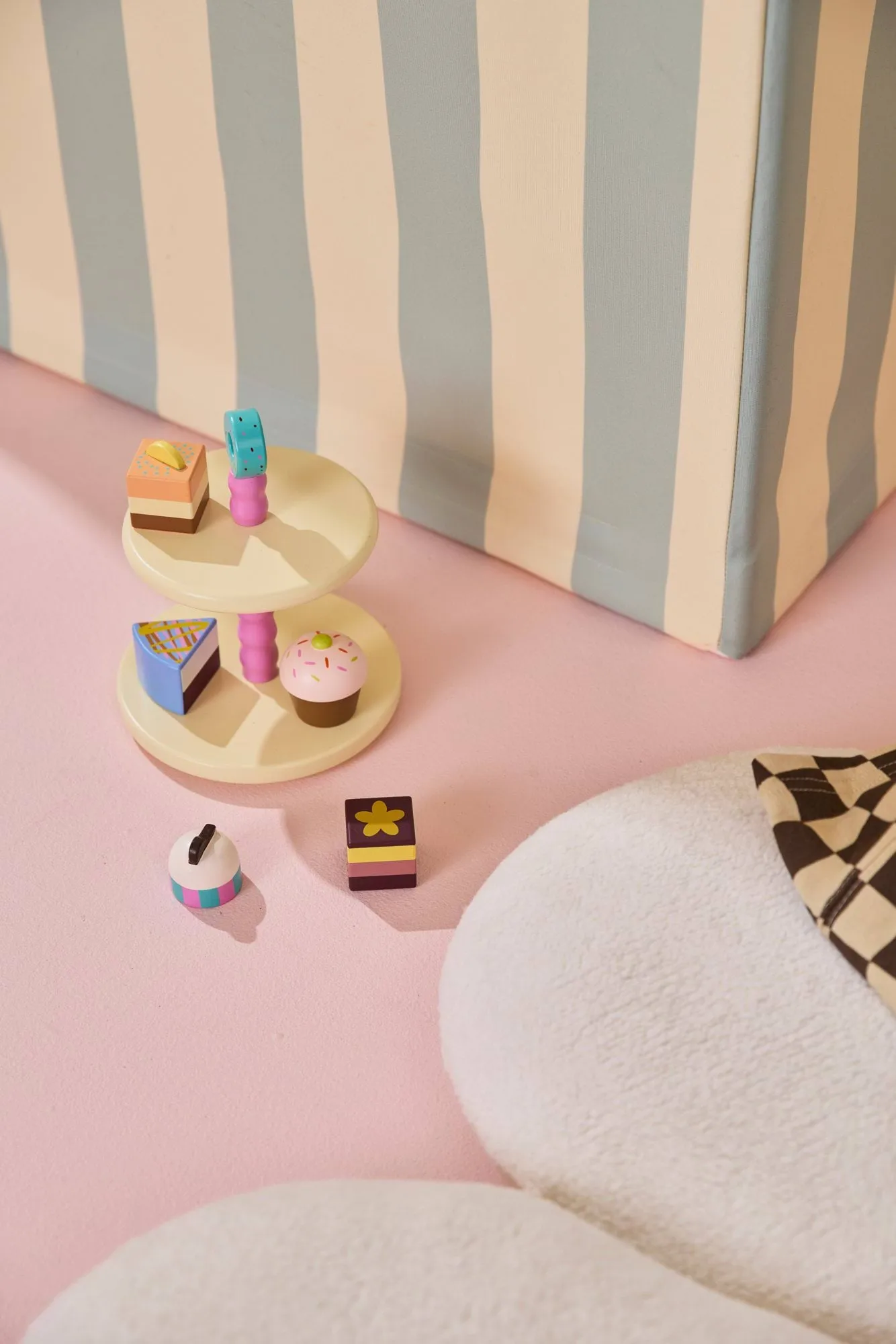 Kid's Concept taartplateau met taartjes, 9 delen Kid's Concept
