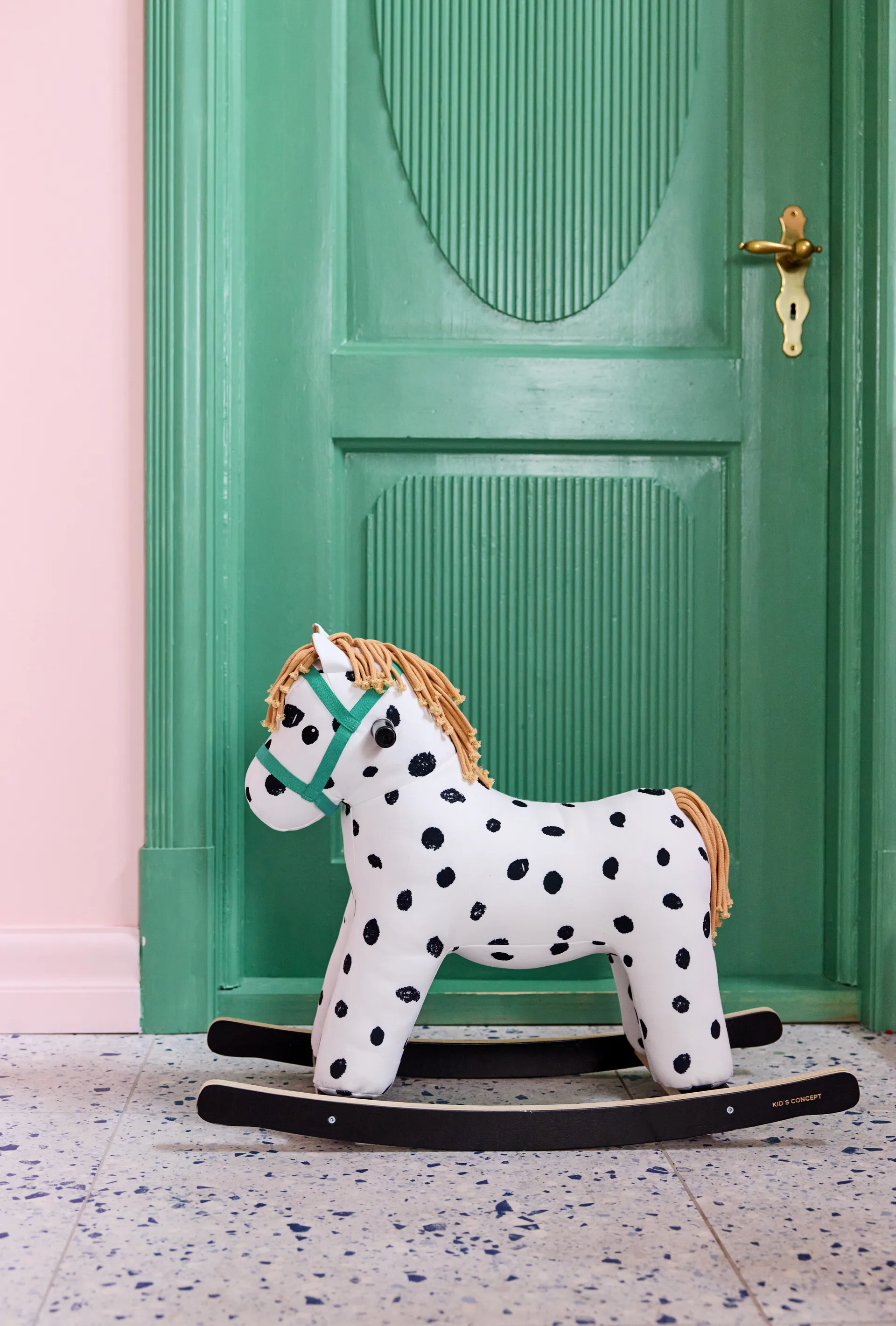 Pippi hobbelpaard, Wit-zwart Kid's Concept