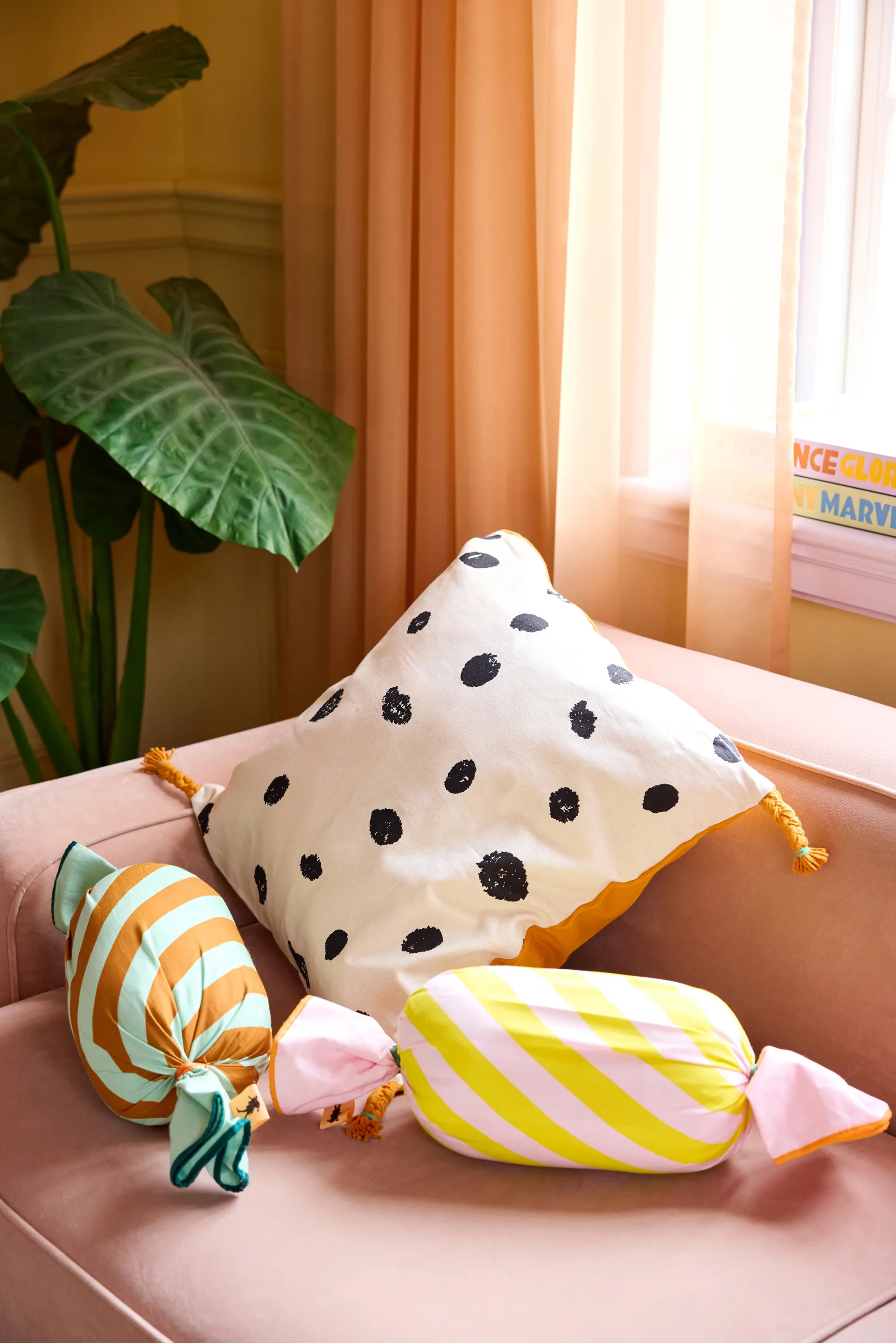 Pippi kussensloop 50x50 cm, Wit-oranje Kid's Concept