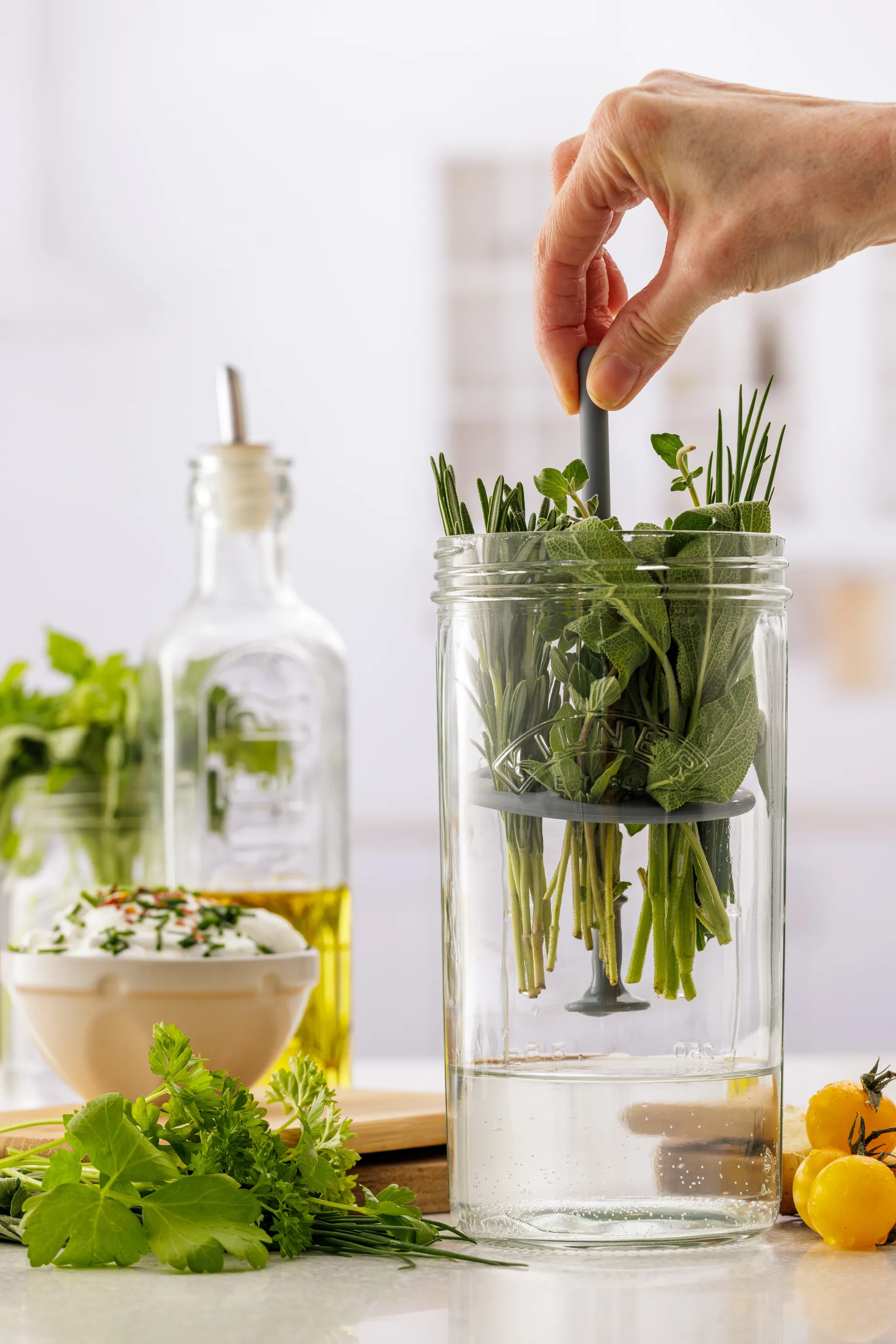 Kilner kruidenopberger, Helder Kilner