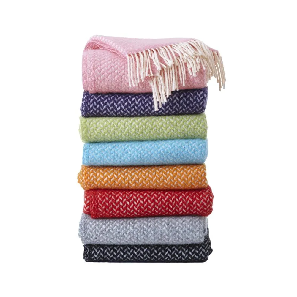 Polka wollen plaid, grijs Klippan Yllefabrik