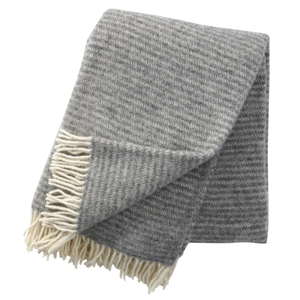 Klippan Yllefabrik Ralph wollen plaid lichtgrijs | Scandinavisch Interieur | Wollen dekens & spreien | Grijs