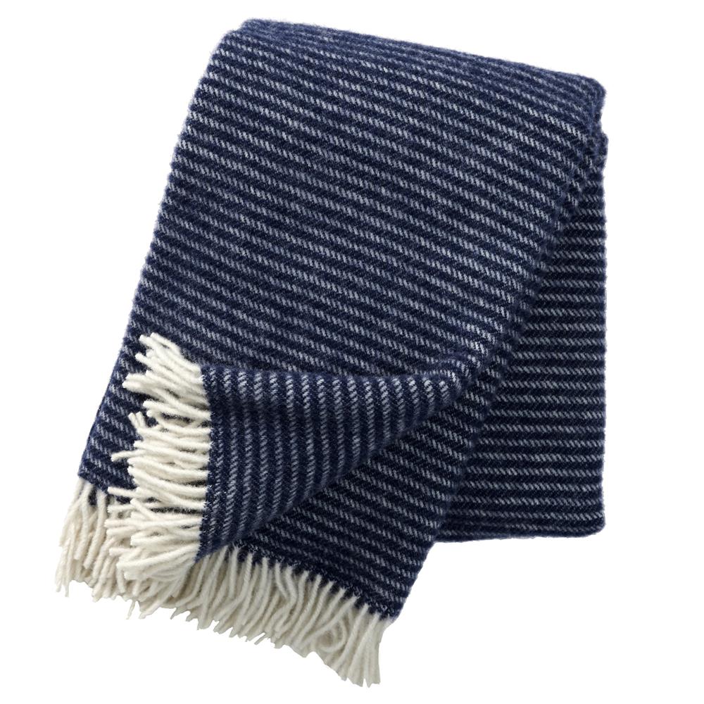 Klippan Yllefabrik Ralph wollen plaid marineblauw | Scandinavisch Interieur | Wollen dekens & spreien | Blauw