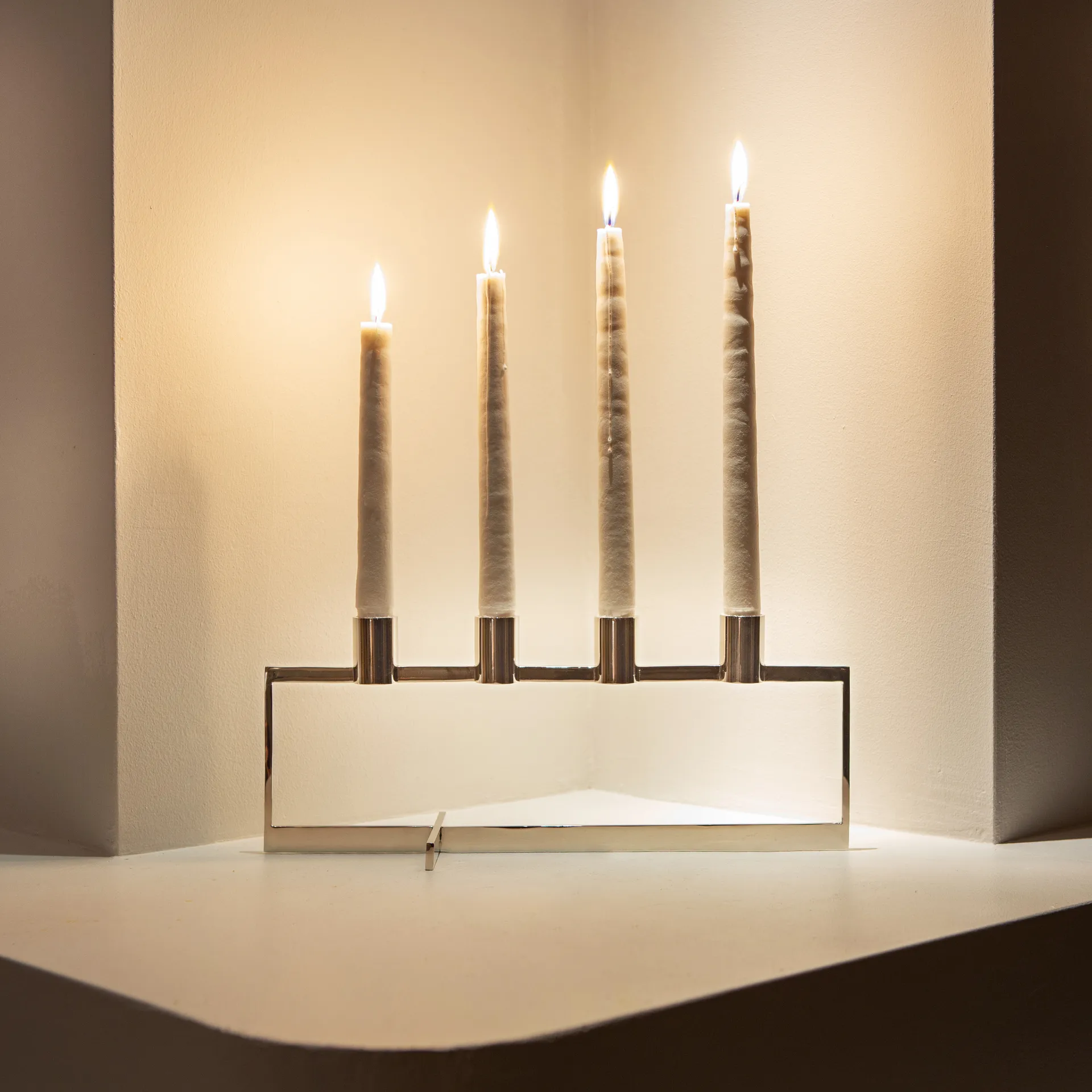 Anno Domini adventskandelaar, Roestvrij staal KLONG