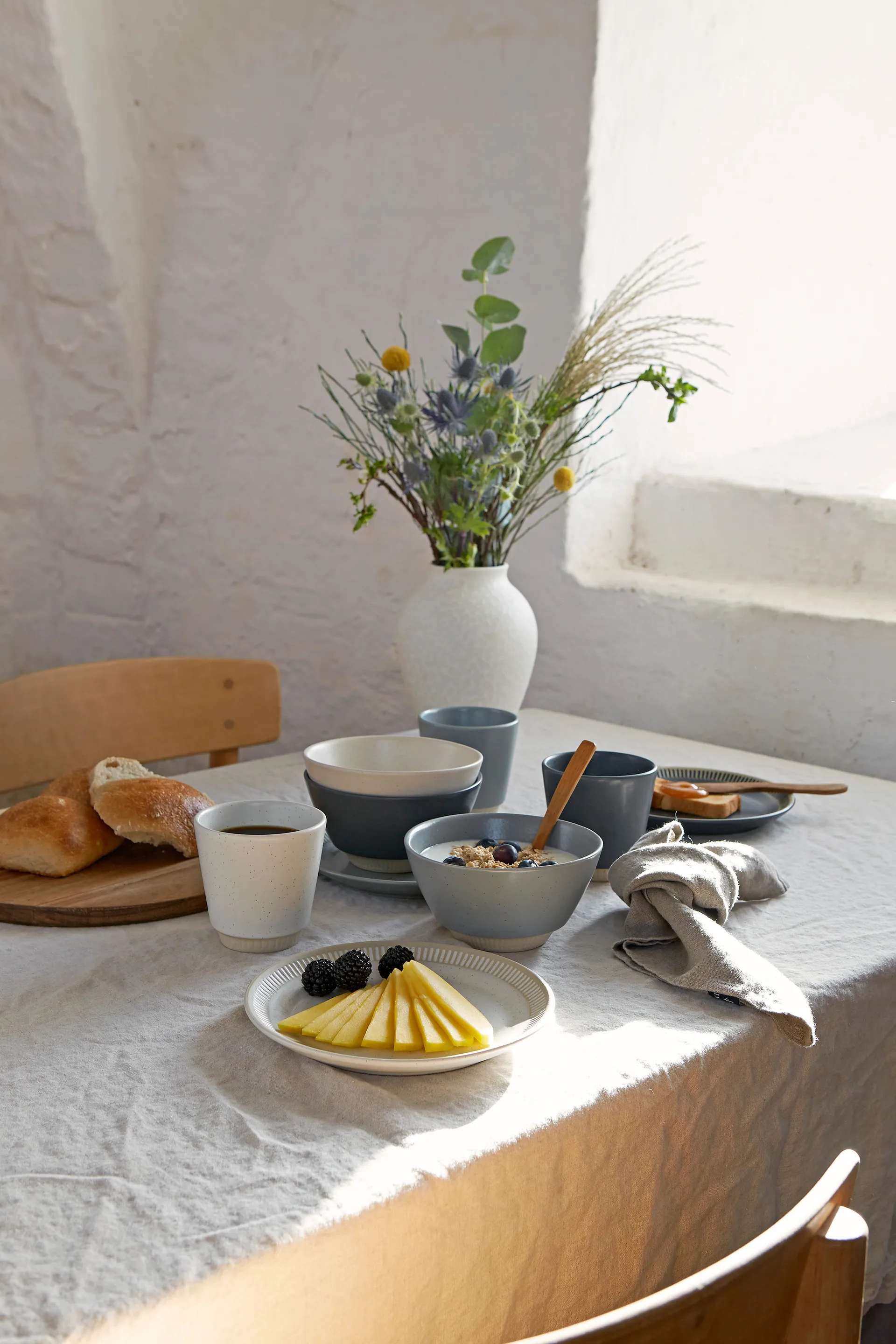 Colorit bord Ø19 cm, Zand Knabstrup Keramik