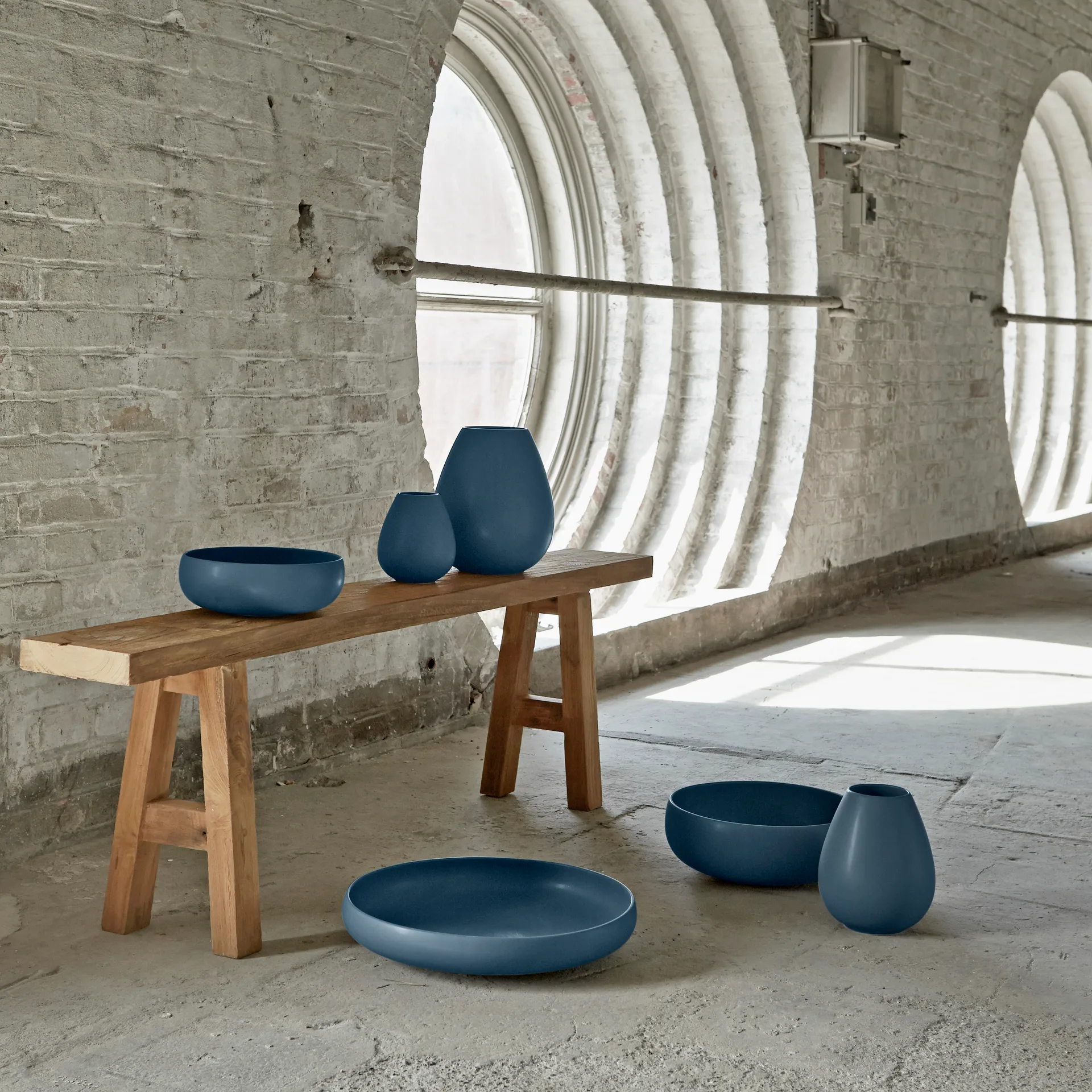 Earth schaal 30 cm, Blauw Knabstrup Keramik