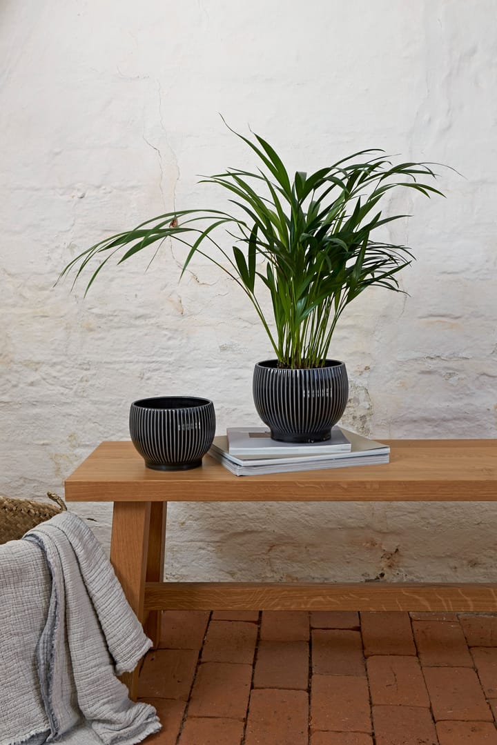 Knabstrup pot geribbeld Ø16,5 cm, Zwart Knabstrup Keramik