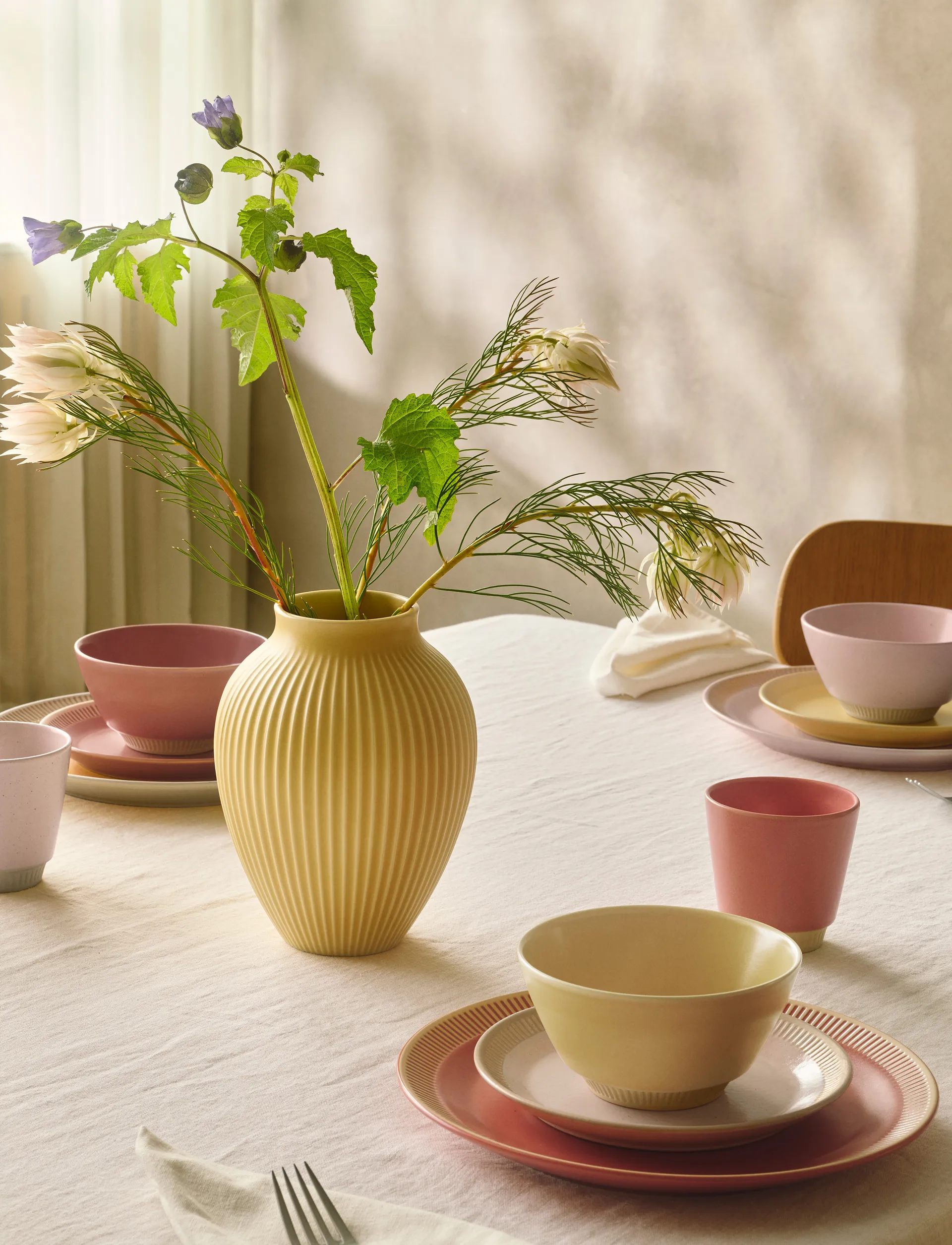 Knabstrup vaas geribbeld 12,5 cm, Yellow Knabstrup Keramik