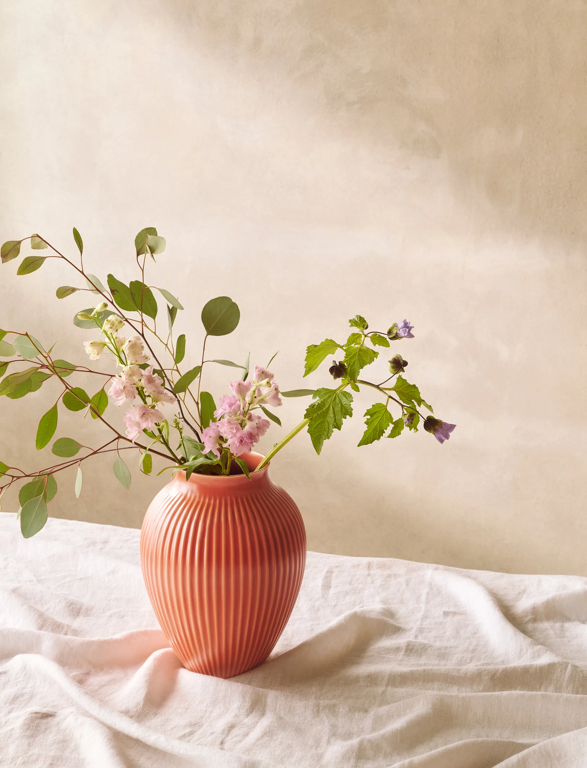 Knabstrup vaas geribbeld 27 cm, Coral Knabstrup Keramik