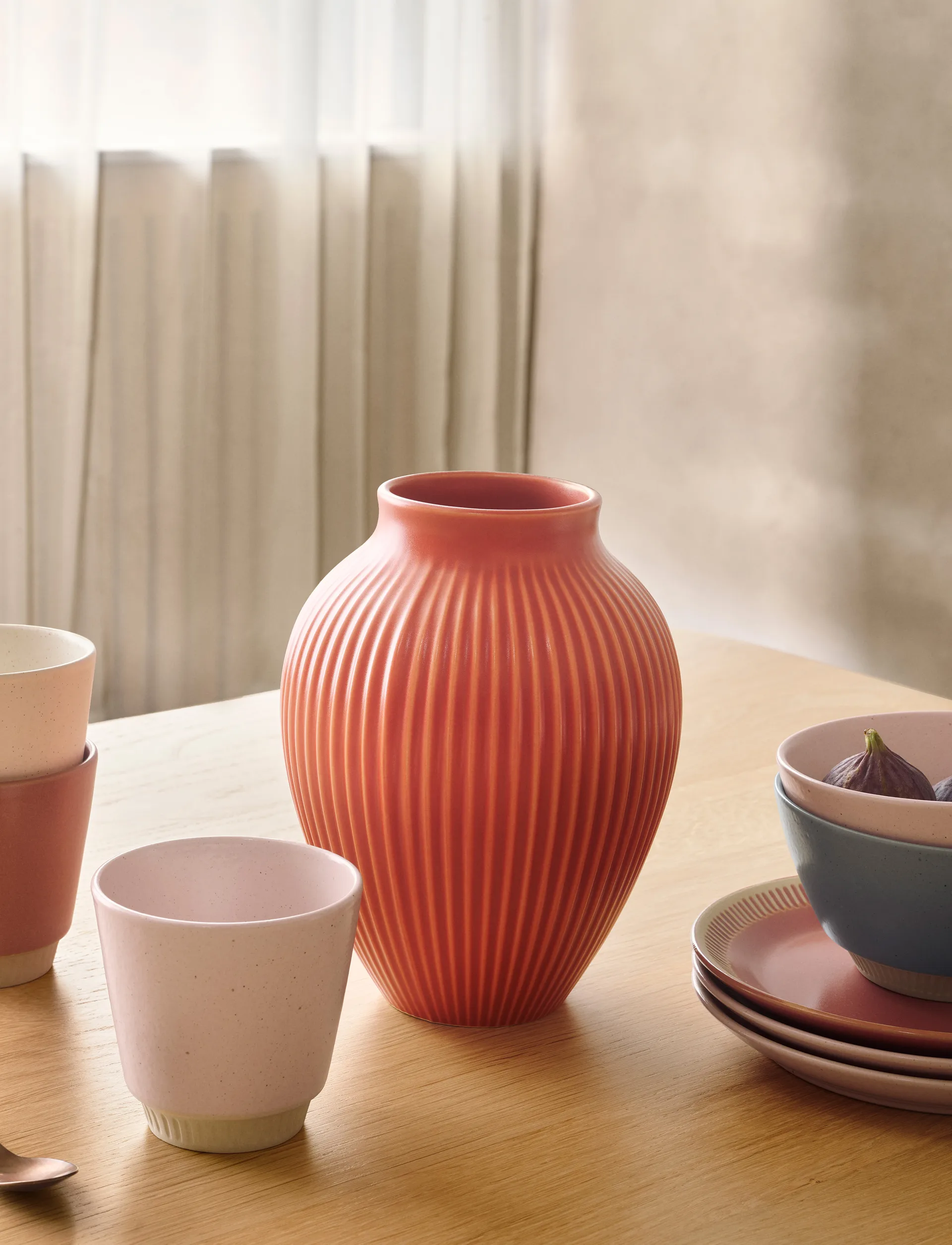 Knabstrup vaas geribbeld 27 cm, Coral Knabstrup Keramik