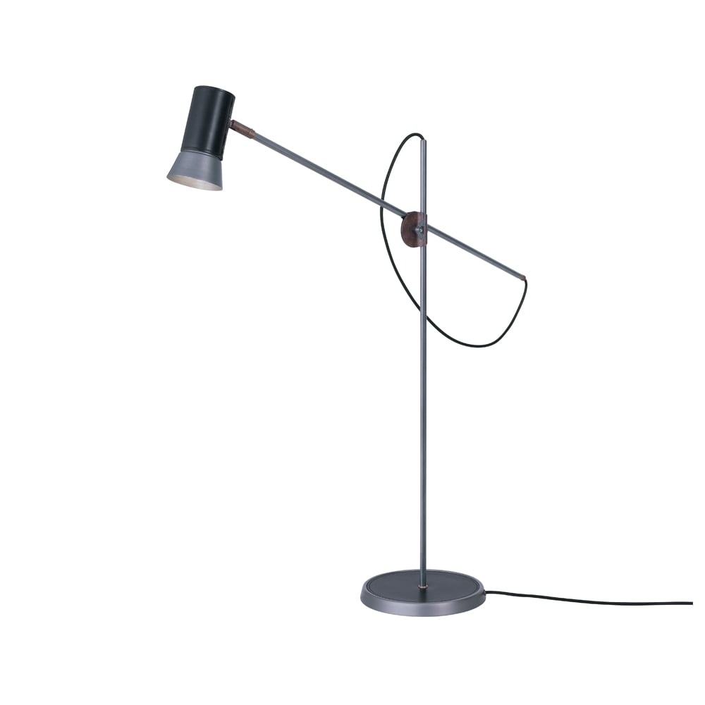 Konsthantverk Kusk vloerlamp ruw ijzer/zwart leer | Scandinavisch Interieur | Vloerlampen | Zwart