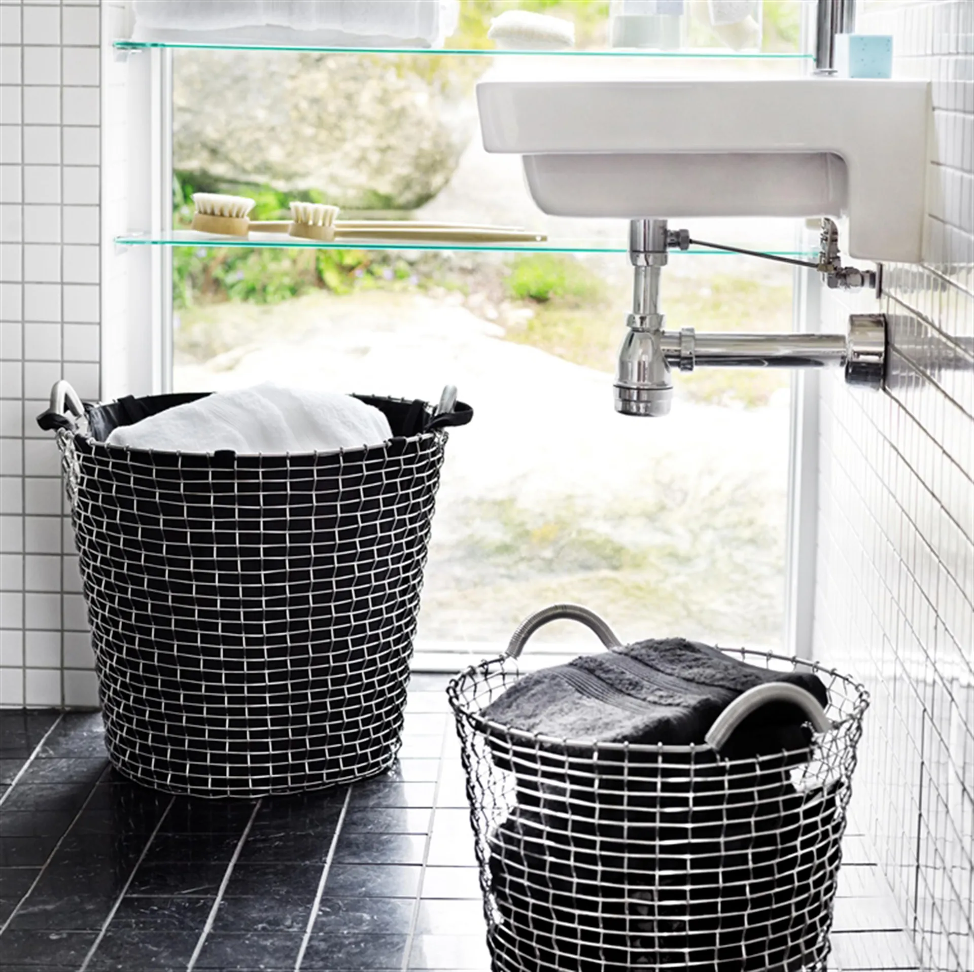 Korbo waszak, zwart - 65 l. KORBO