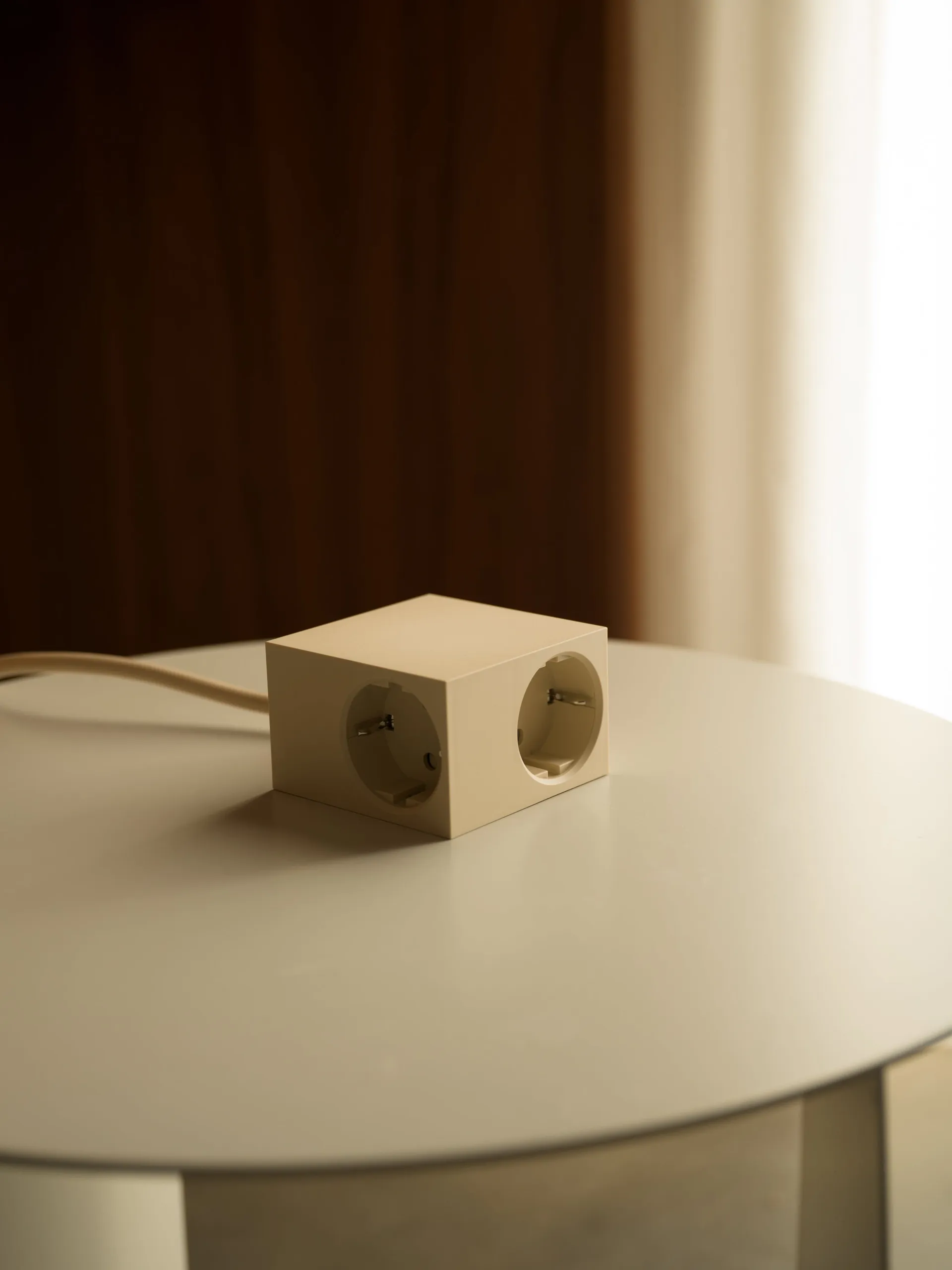 Cuboid stopcontact 2 m, Pearled Ivory Kord